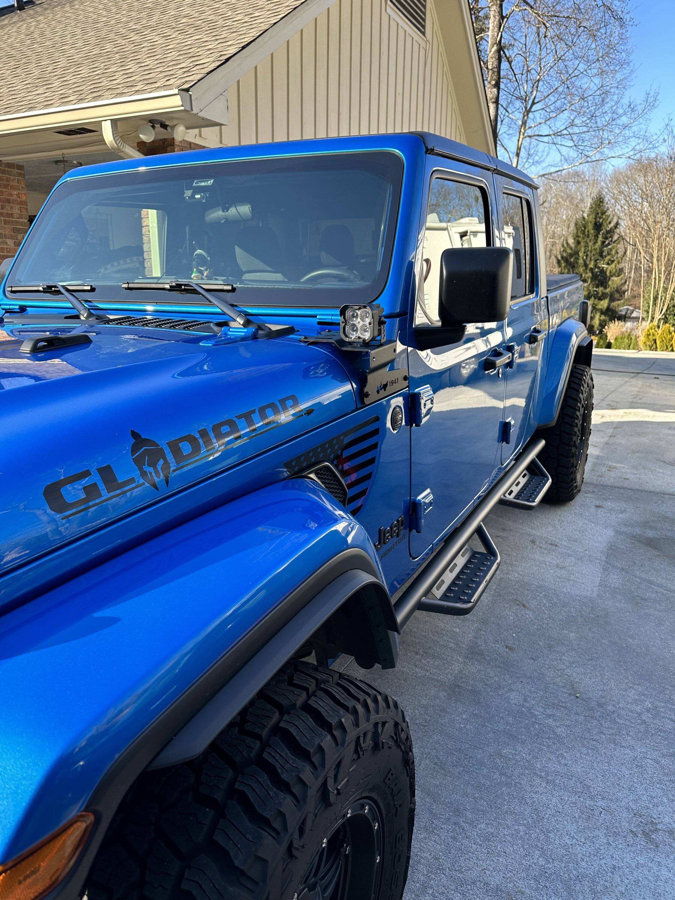 Jeep Gladiator 2022 Hydro Blue Sport S Altitude AF16AF2C-F8BD-45D5-BBFE-B2C0E0C23DBA