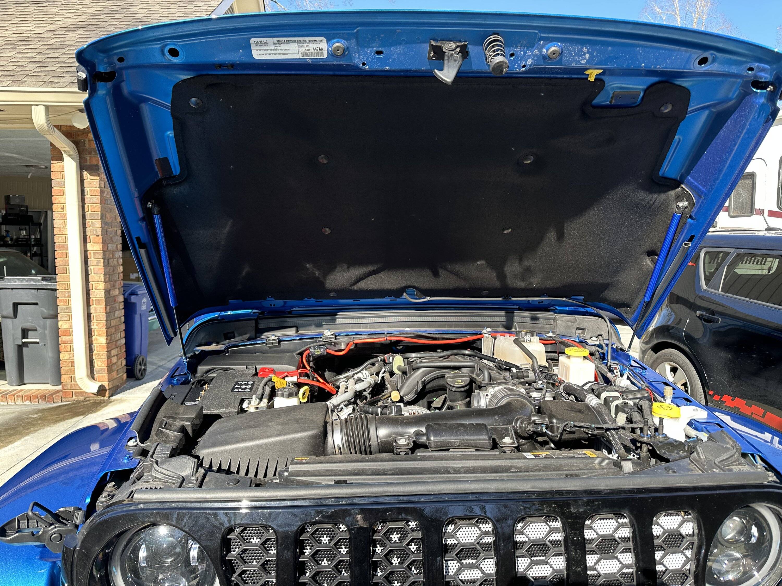 Jeep Gladiator 2022 Hydro Blue Sport S Altitude 76858AA2-8A2A-4031-AC34-AC9058E36179