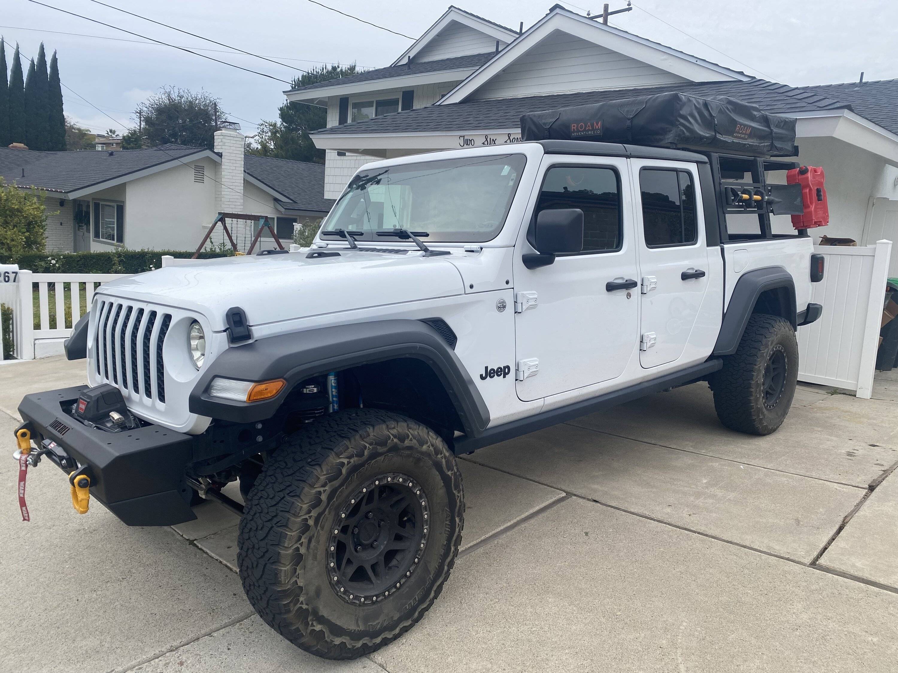 Jeep Gladiator 2020 Gladiator Sport- $49.5K IMG_7601