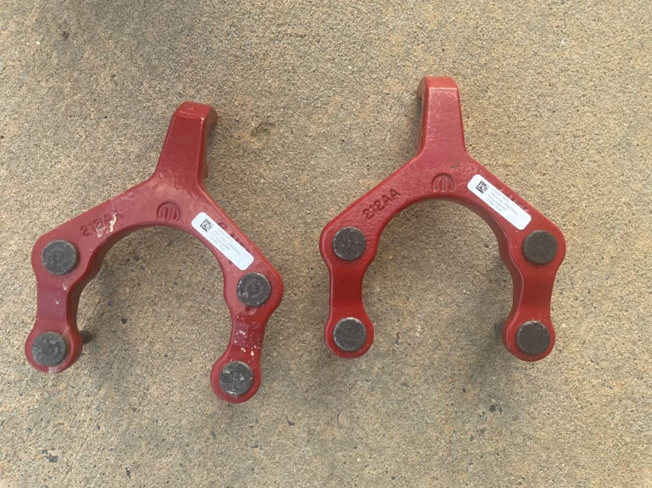 Jeep Gladiator Recovery hooks 829DACAF-D848-4037-8595-907672159A6C