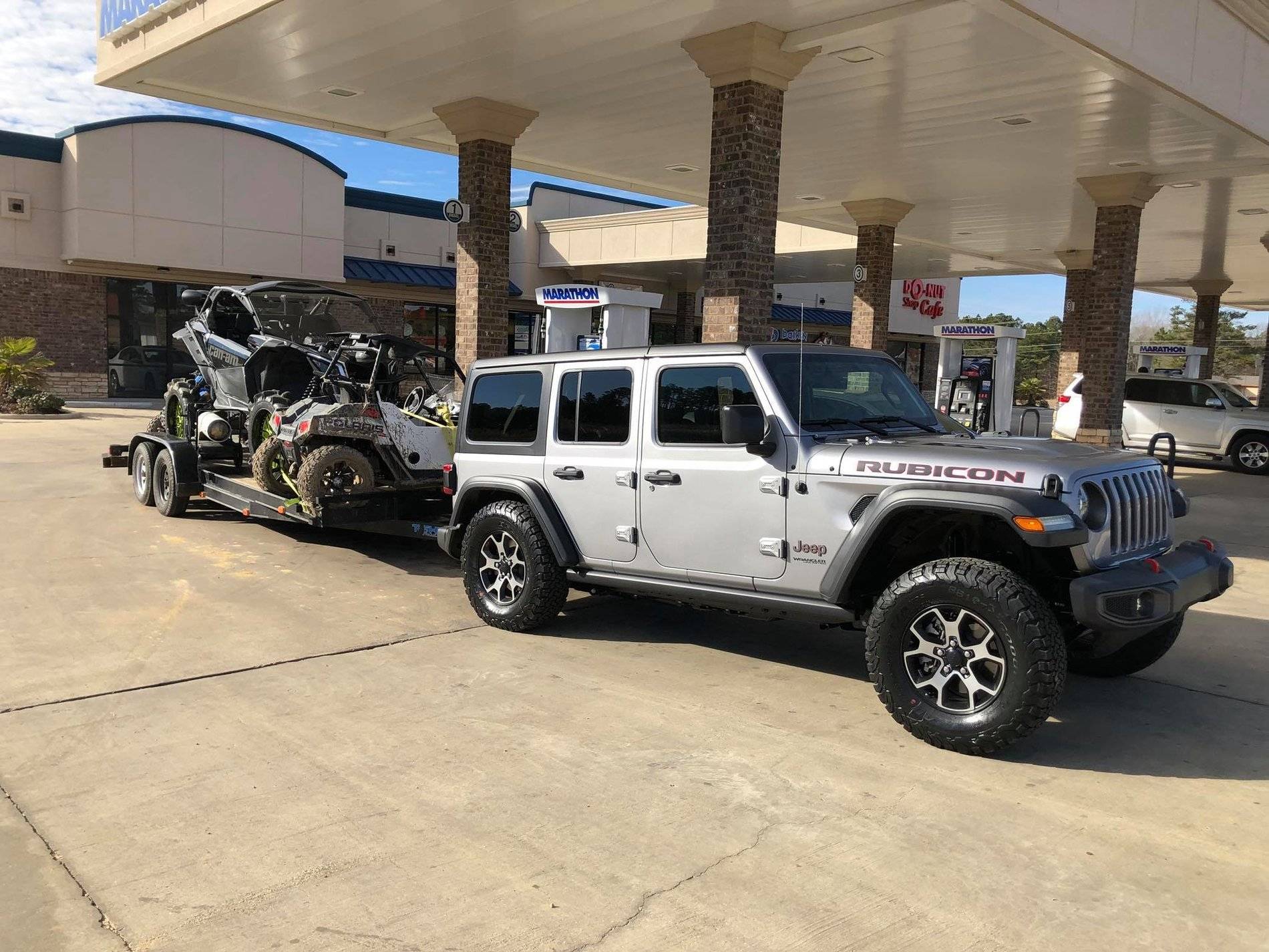 Jeep Gladiator Wanting to trade in Ford Raptor 27624729_1530114340420460_7999992521797619808_o