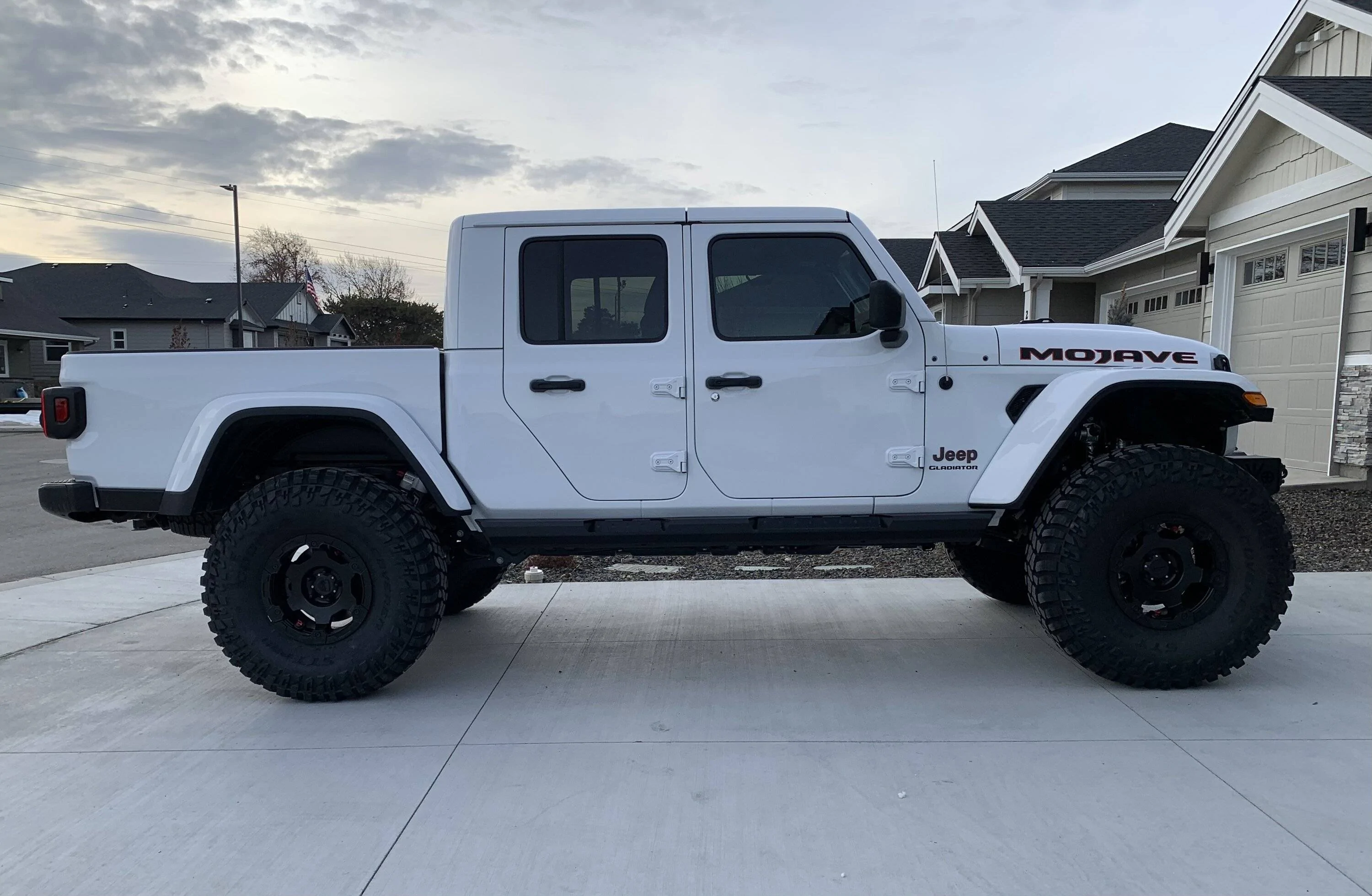 Jeep Gladiator Lets see all those Gladiators with lifts and bigger tires! 956E3FBC-75A3-47A4-8720-A181B18225BC