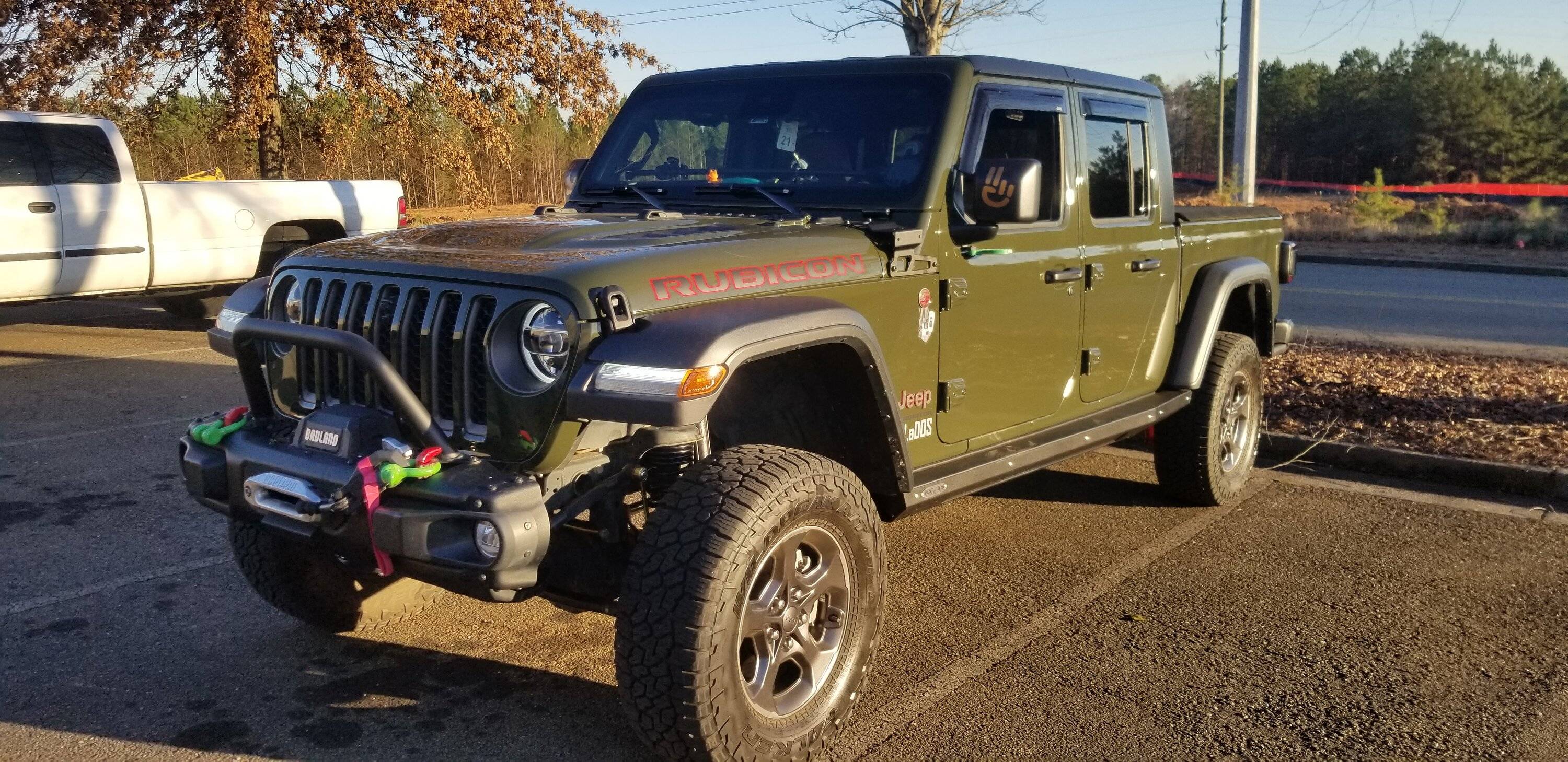 Jeep Gladiator Sgt. GLaDOS: Brass' JT 20221229_164448