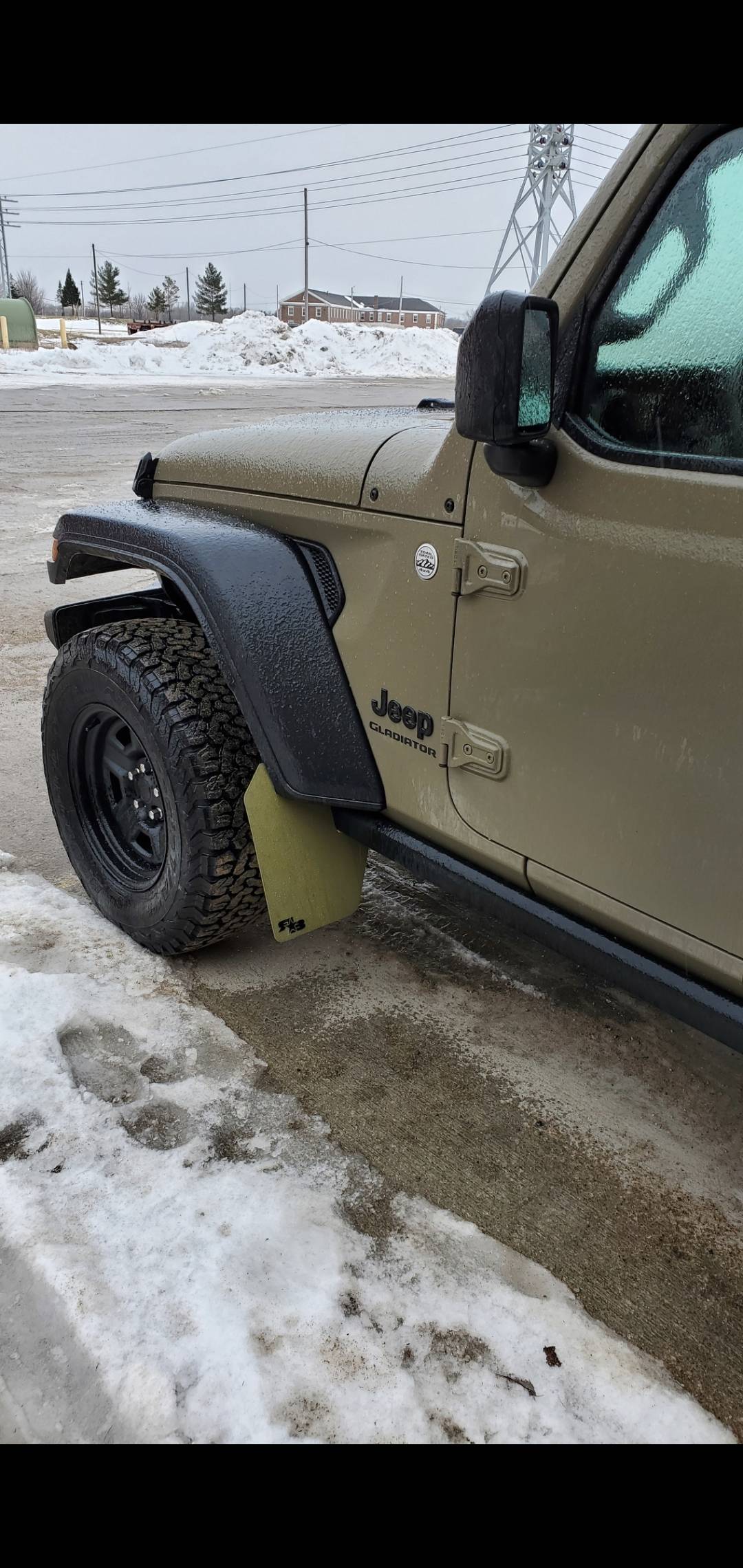 Jeep Gladiator Anyone running Rokblokz on a leveled Glad running 33's on the front only? Screenshot_20221230-070651_Gallery