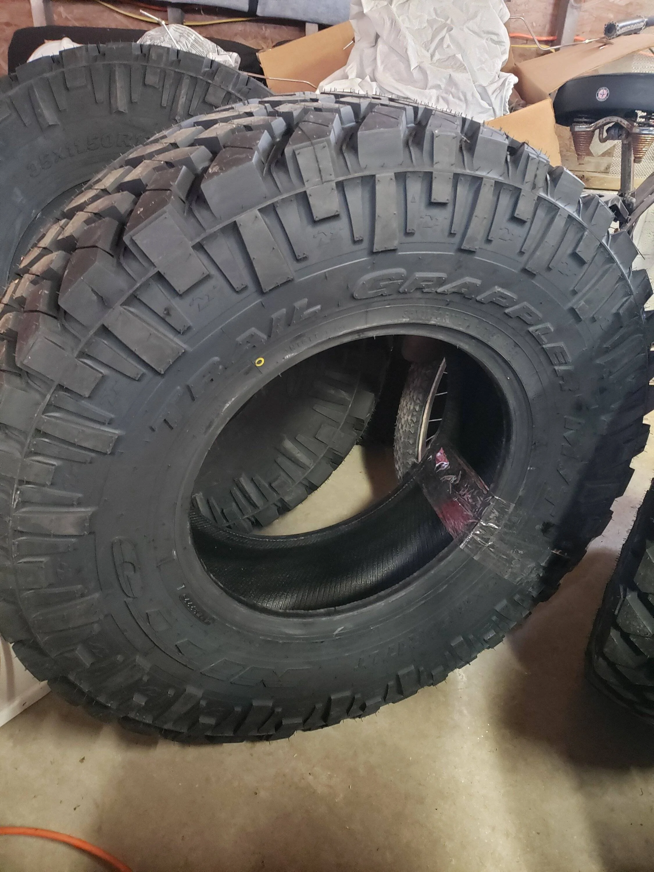 Jeep Gladiator 11.5 vs 12.5 Wide Tires 20221230_140754