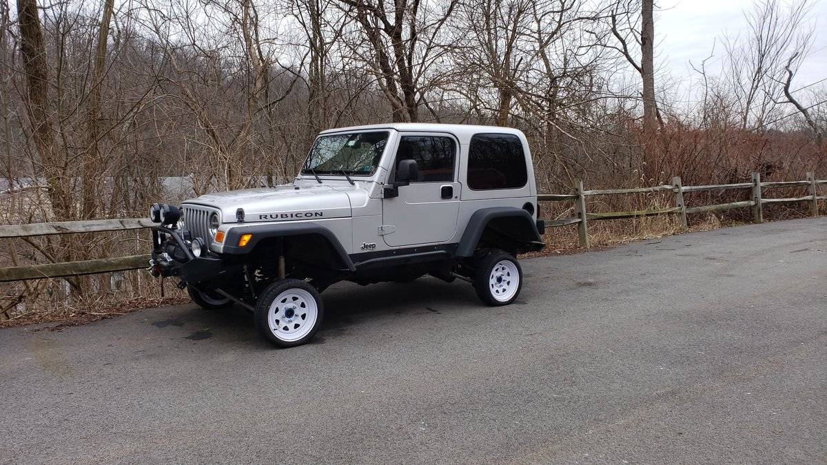 Jeep Gladiator O little tires