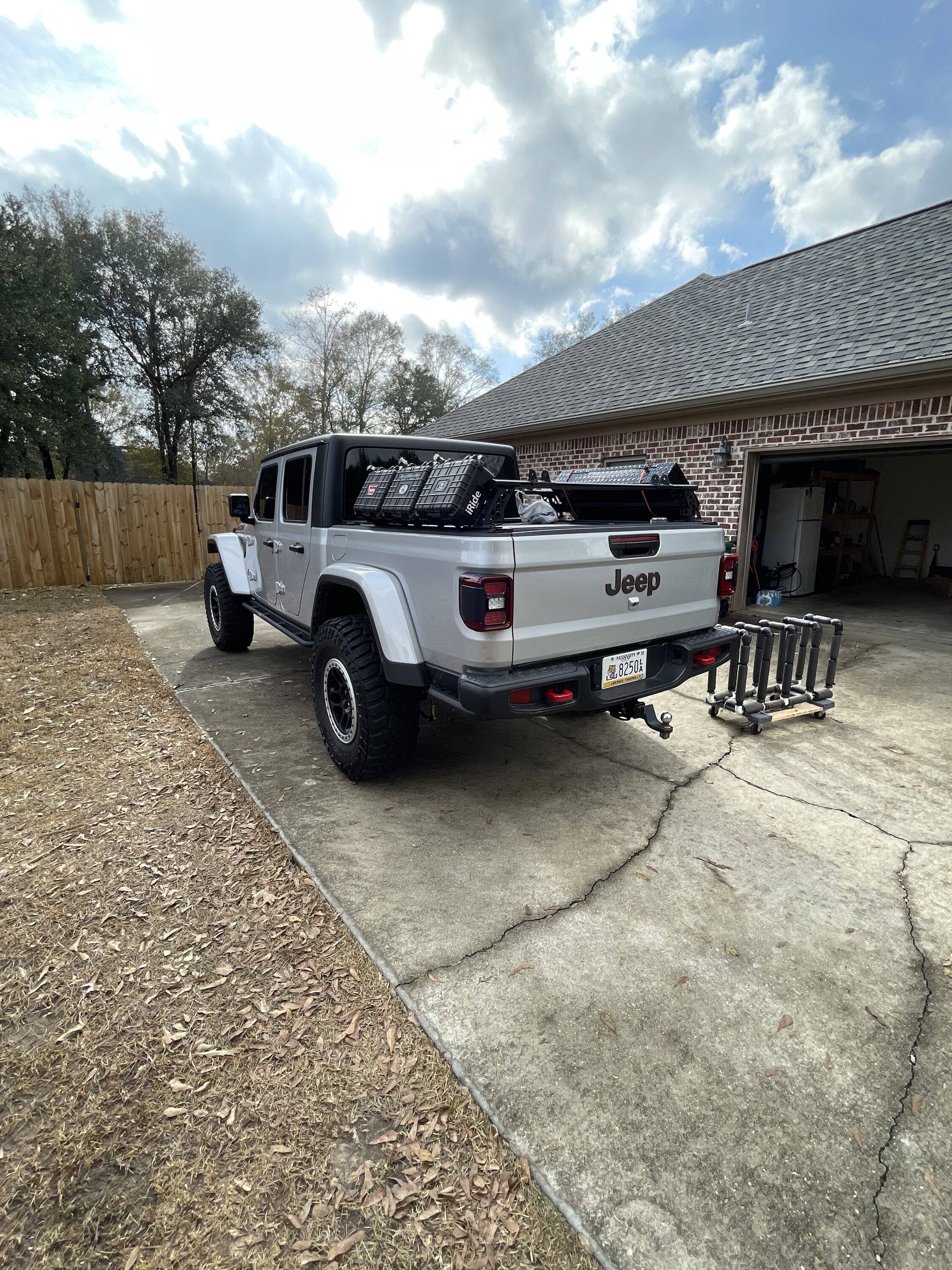 Jeep Gladiator Low profile bed racks C4A1B597-1A13-4526-8E08-A31FB553EA8A