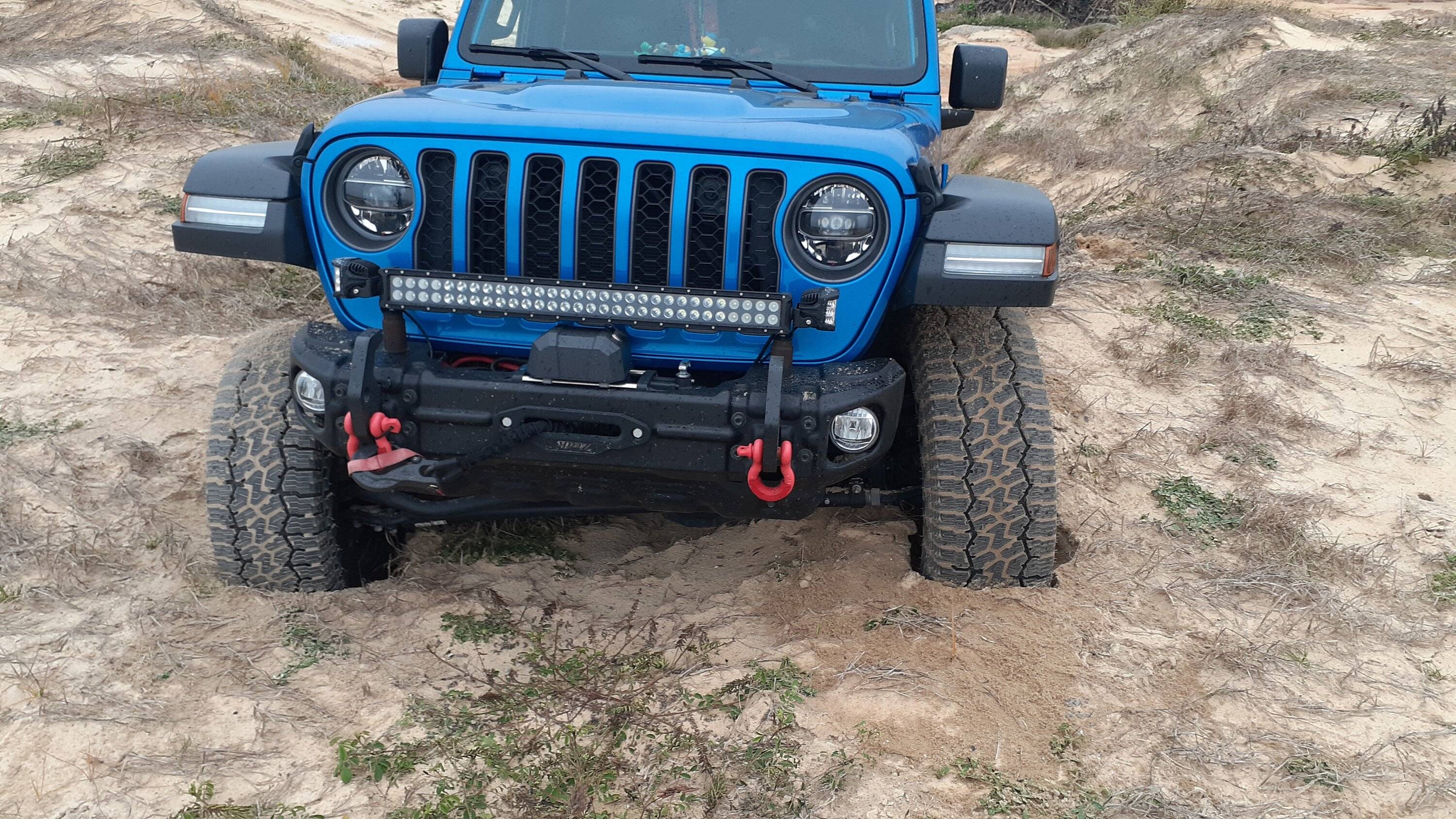Jeep Gladiator What did you do WITH your Gladiator today? 20221231_161407