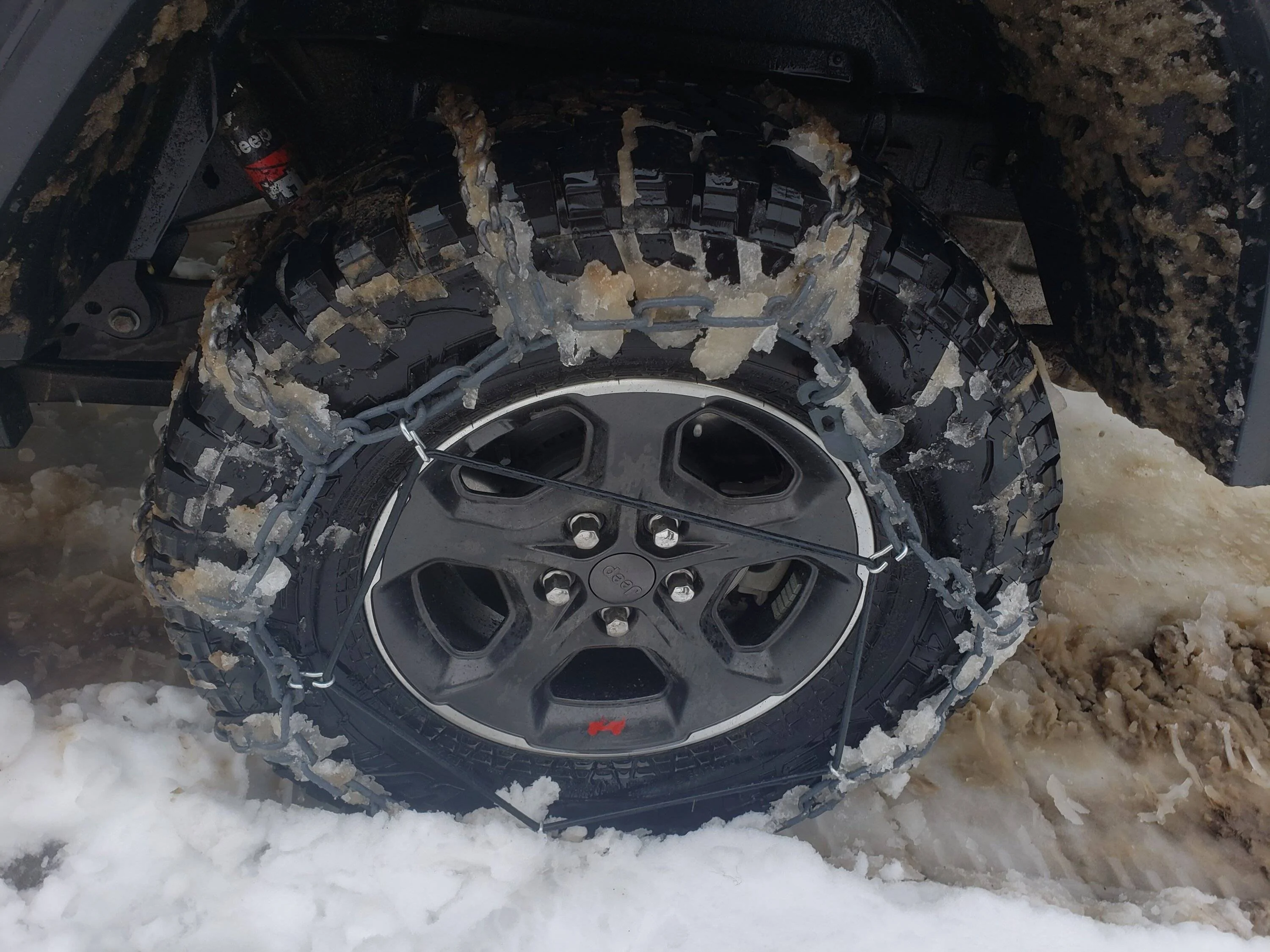 Jeep Gladiator Tire chains 20221224_122148
