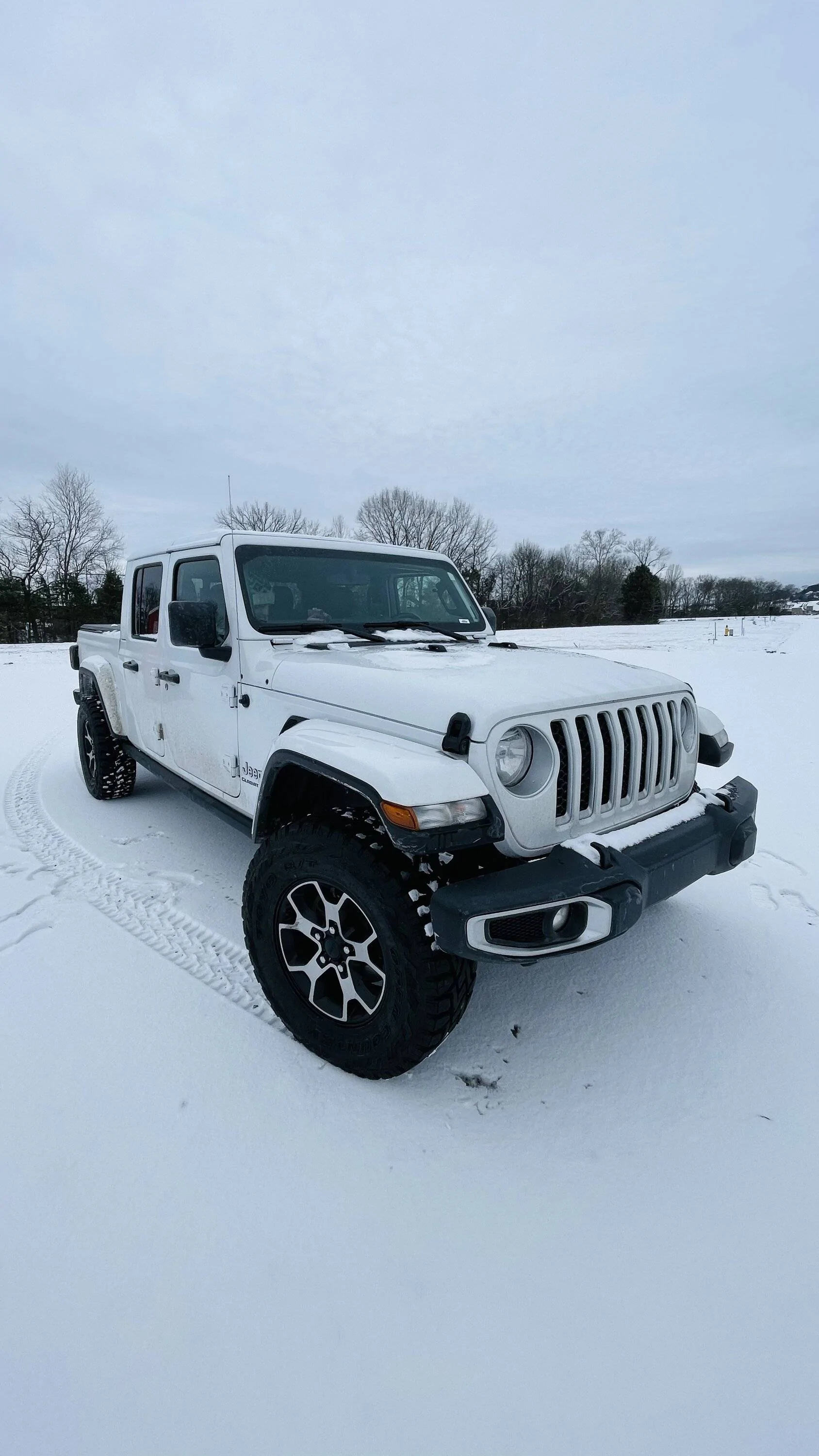 Jeep Gladiator I Love Winter... Post Your Snow Pics ❄️ ? F79A4FB5-3122-4127-A797-F095993D928E