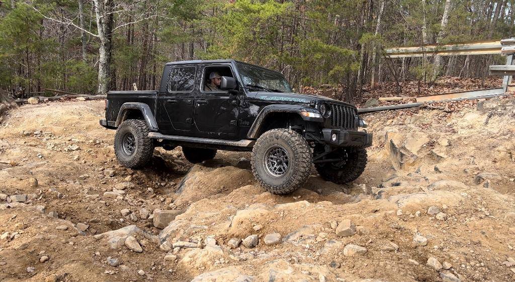 Jeep Gladiator Can a build be finished? 5fb9f0fe5d512c6a286291141a9e5e23