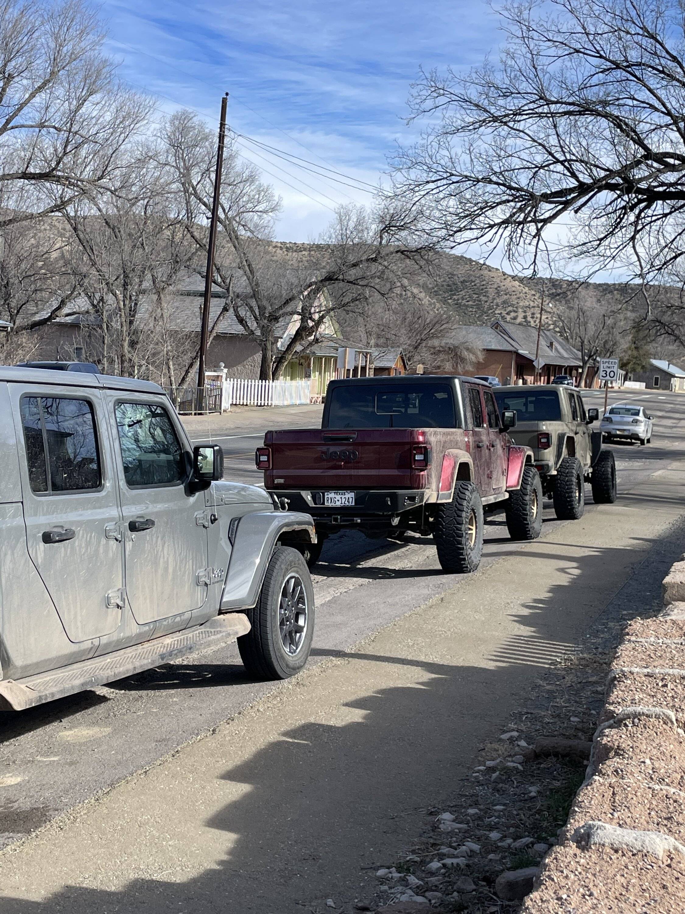 Jeep Gladiator I Love Winter... Post Your Snow Pics ❄️ ? 0970D568-DCA3-4EFA-AE9D-43B750414A72