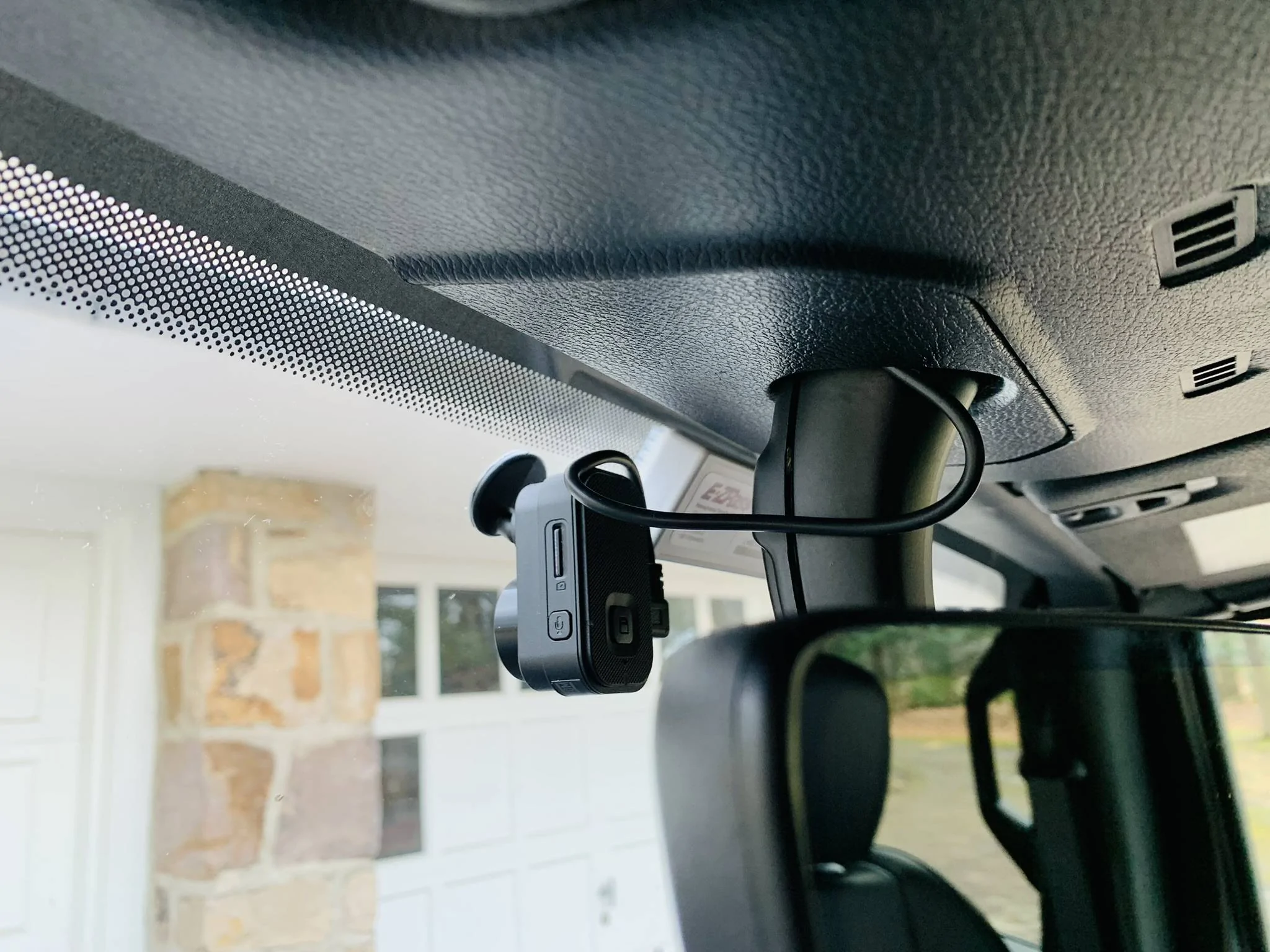 Jeep Gladiator Dash Cam and Mounting A22254C8-CEF2-46D2-BC1F-1BAD3420F978