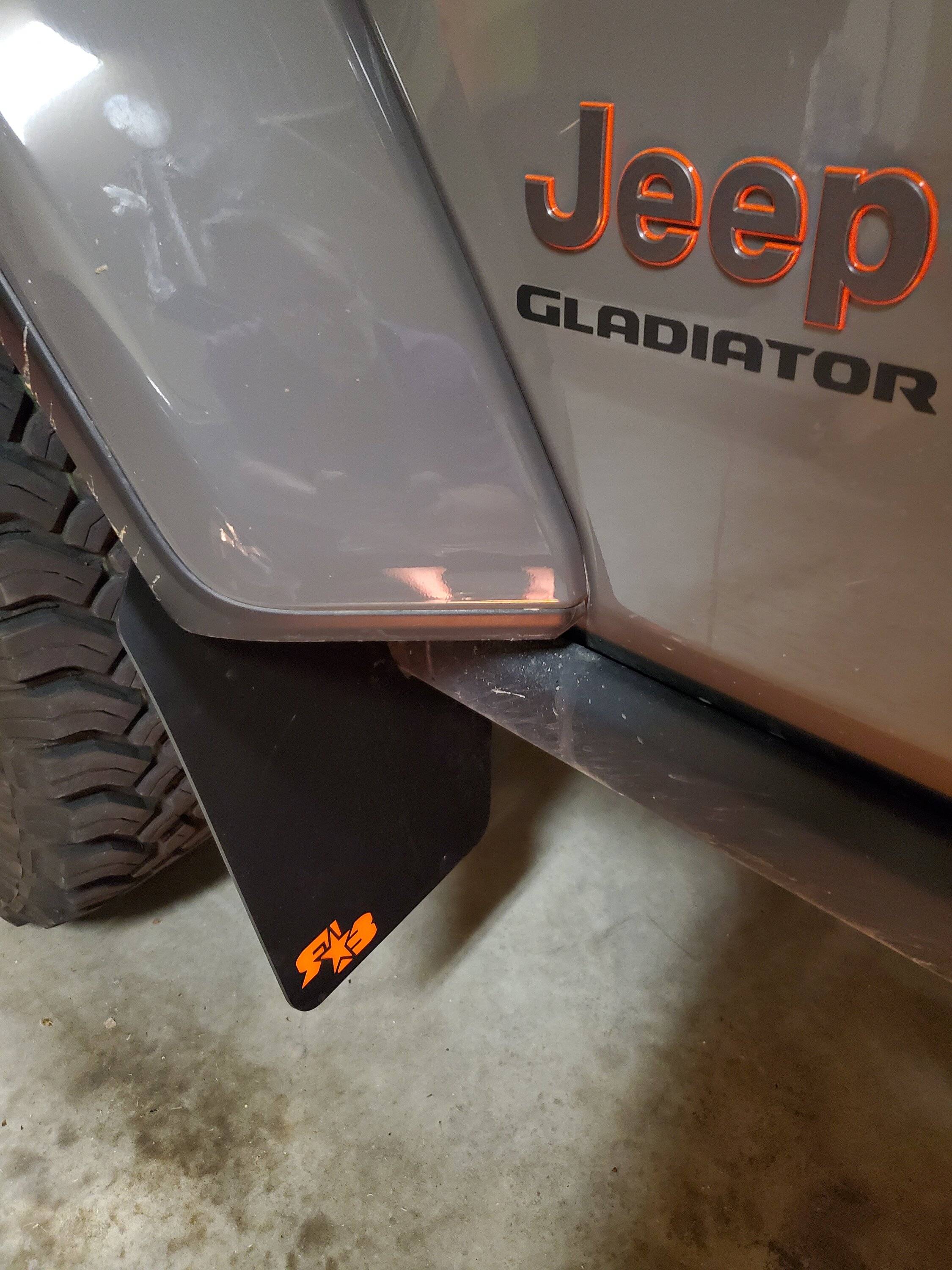 Jeep Gladiator Anyone running Rokblokz on a leveled Glad running 33's on the front only? 20230102 Rokblokz 20220429_112026
