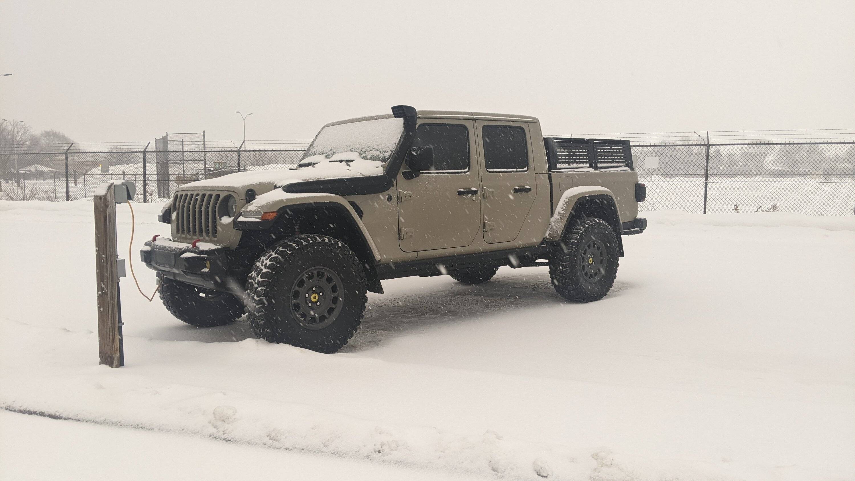 Jeep Gladiator How it started...and how it's going. Post yours! PXL_20230103_180700740