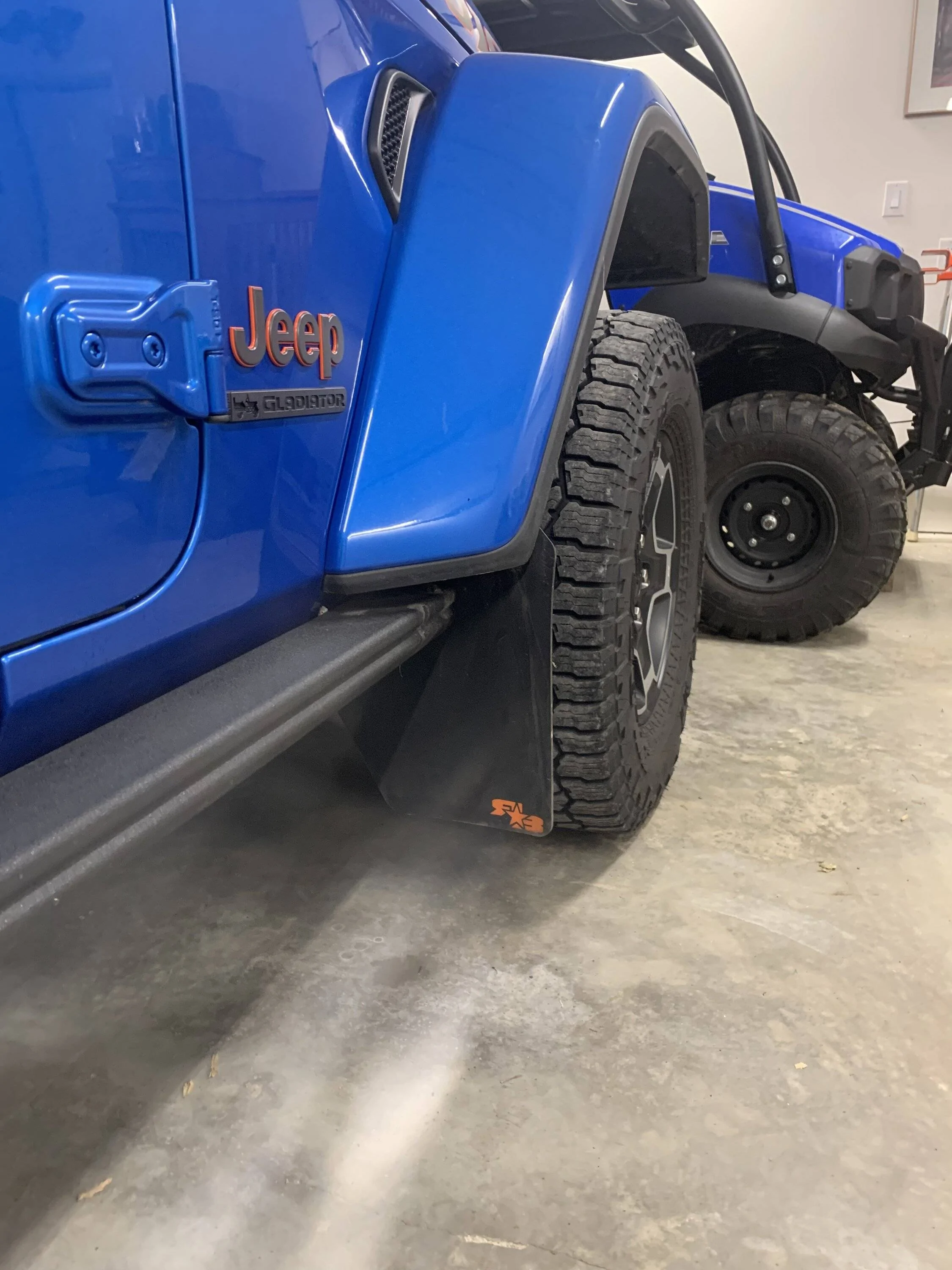 Jeep Gladiator Anyone running Rokblokz on a leveled Glad running 33's on the front only? FAB78C68-4703-42F5-887A-E6631427B30E