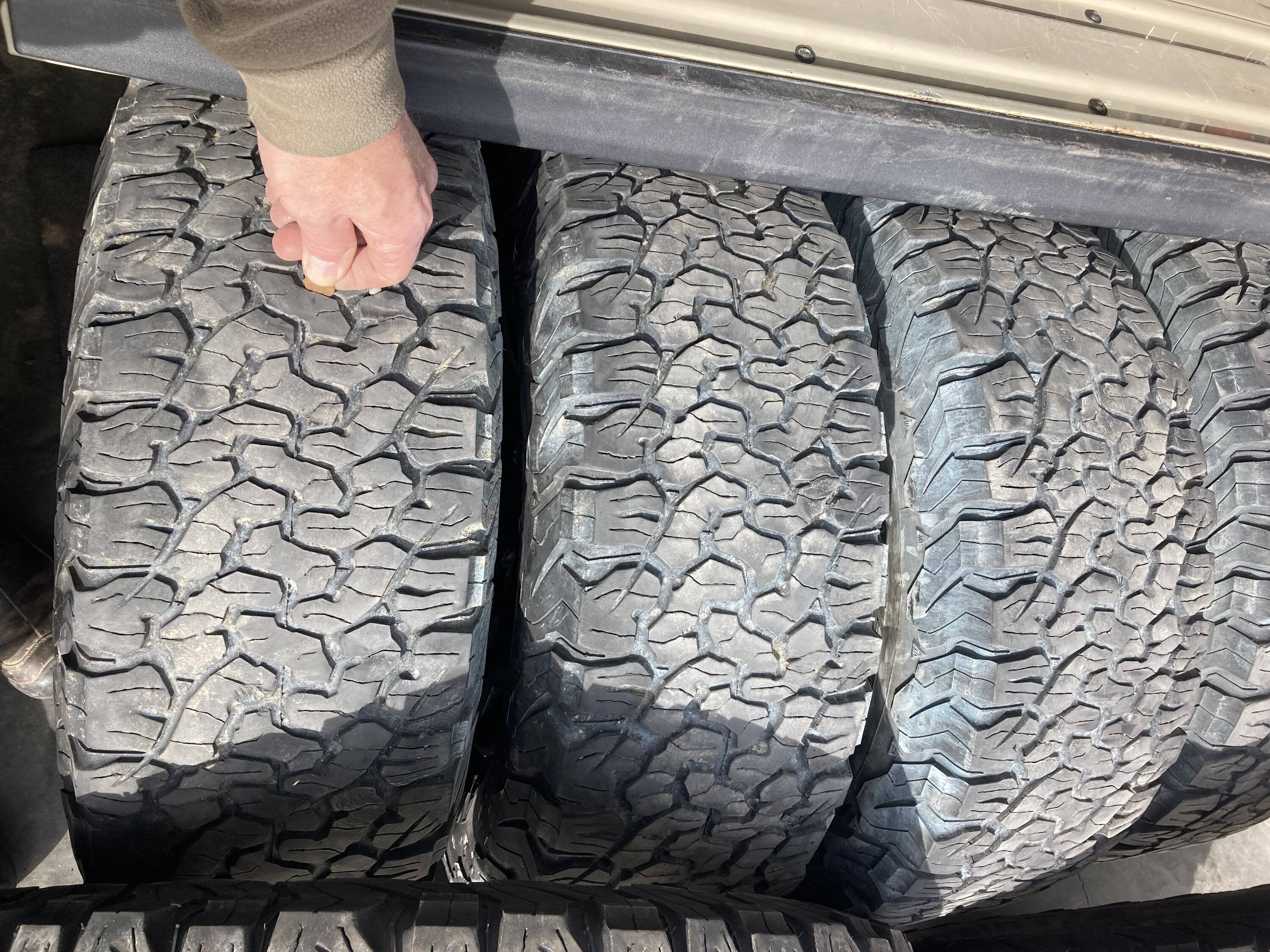Jeep Gladiator Used Rubicon rims and tires for sale. 285/70R17 $250 obo 480D5DA4-F9FE-4C45-BCD8-631612E0D9F0