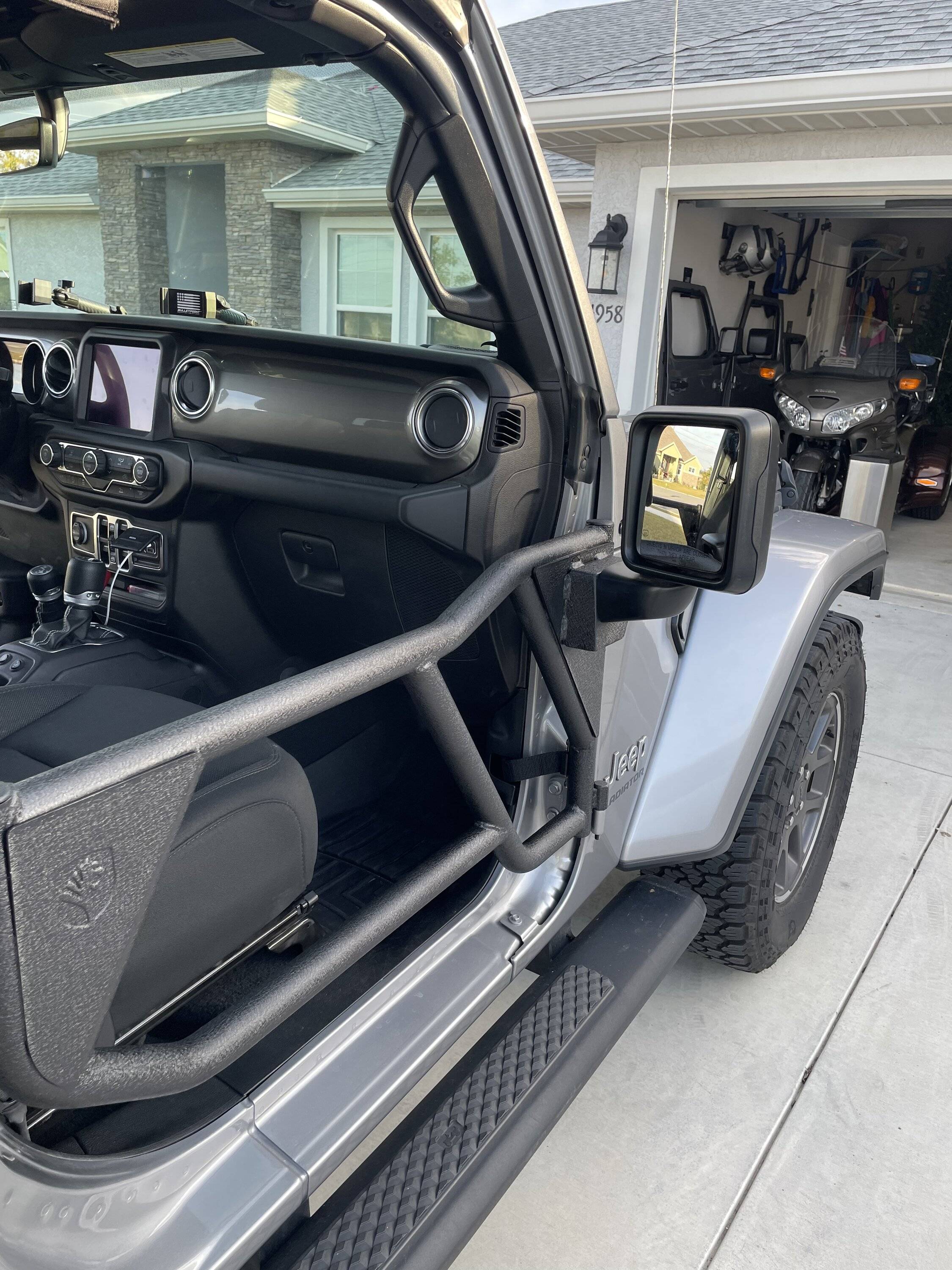 Jeep Gladiator Tyger Tube Doors installed AF92380D-E717-46DF-8B43-C4996B9B1634