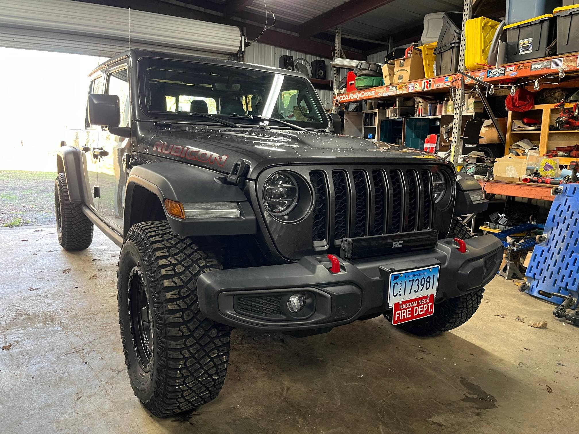 Jeep Gladiator Anyone rocking Territory MT?? IMG_1715