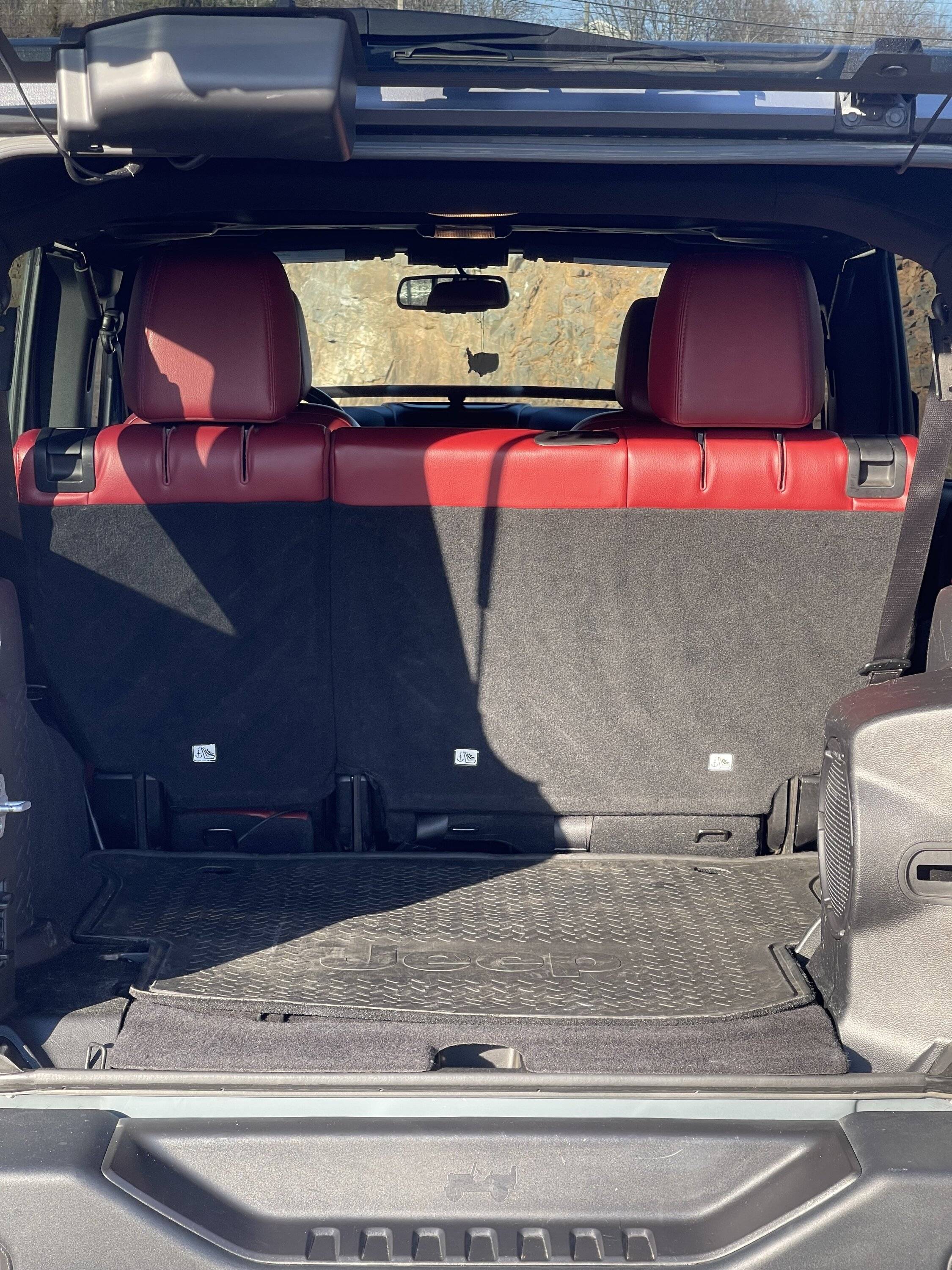 Jeep Gladiator 2013 Jeep Wrangler Unlimited Rubicon 10th Anniversary with TONS of extras IMG_6833.JPG