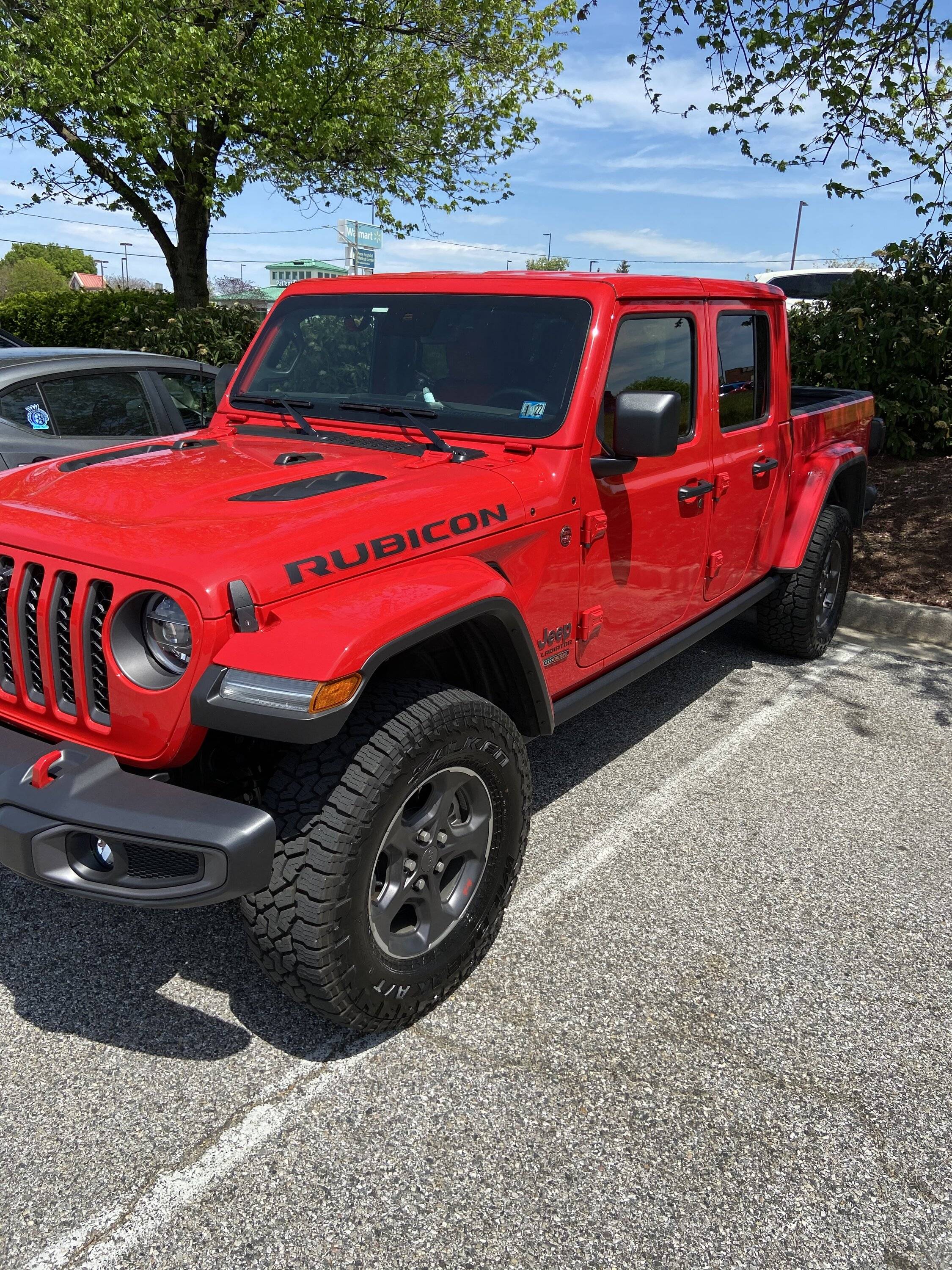 Jeep Gladiator Thinking of selling 2021 Eco Diesel  Gladiator 36k miles AC333B9E-FB16-4F63-802E-49F9F8A95B32