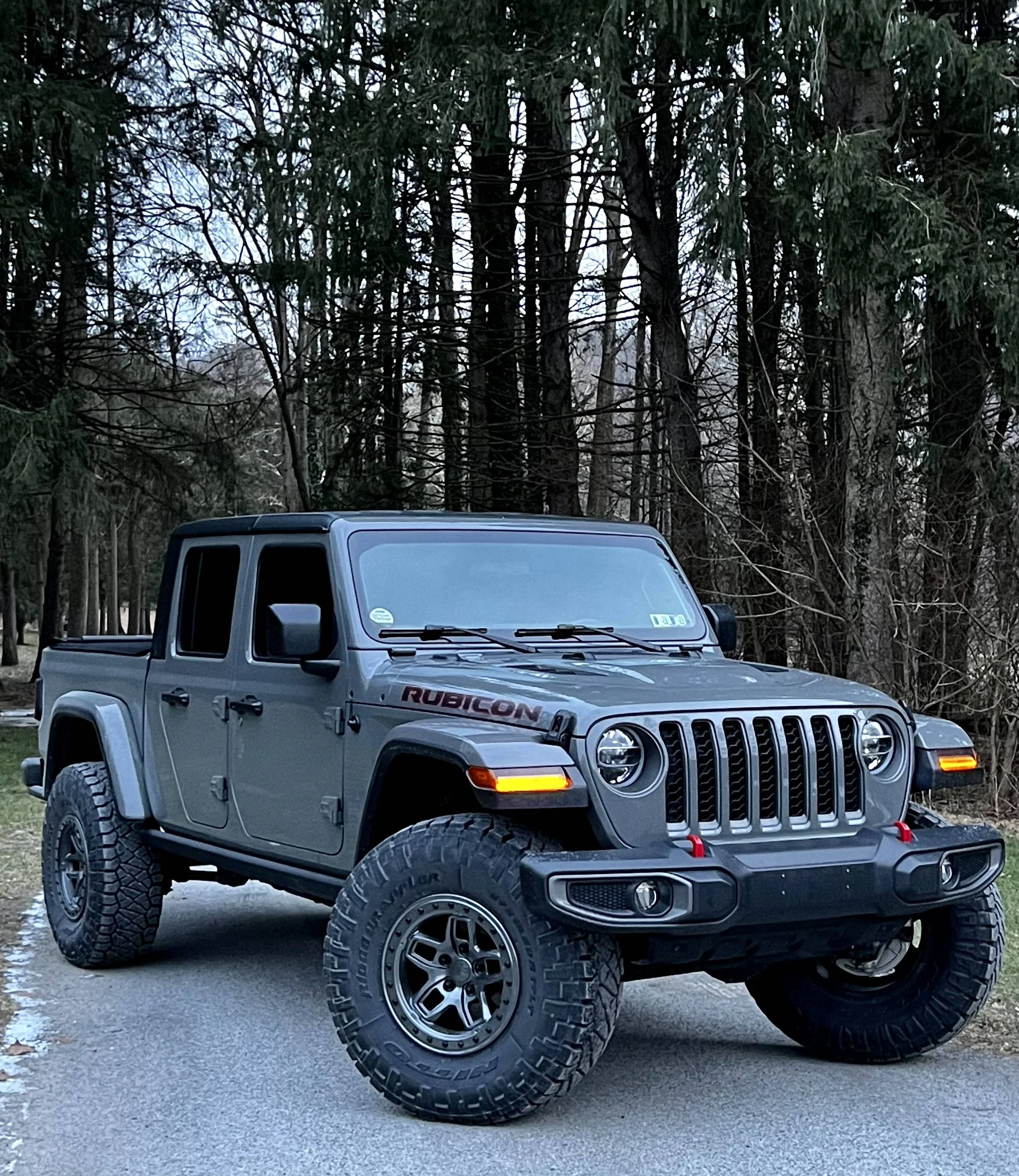 Jeep Gladiator STING GRAY Gladiator JT Club 4B8A6D72-C265-42FB-9F53-1FB4DA803C9E