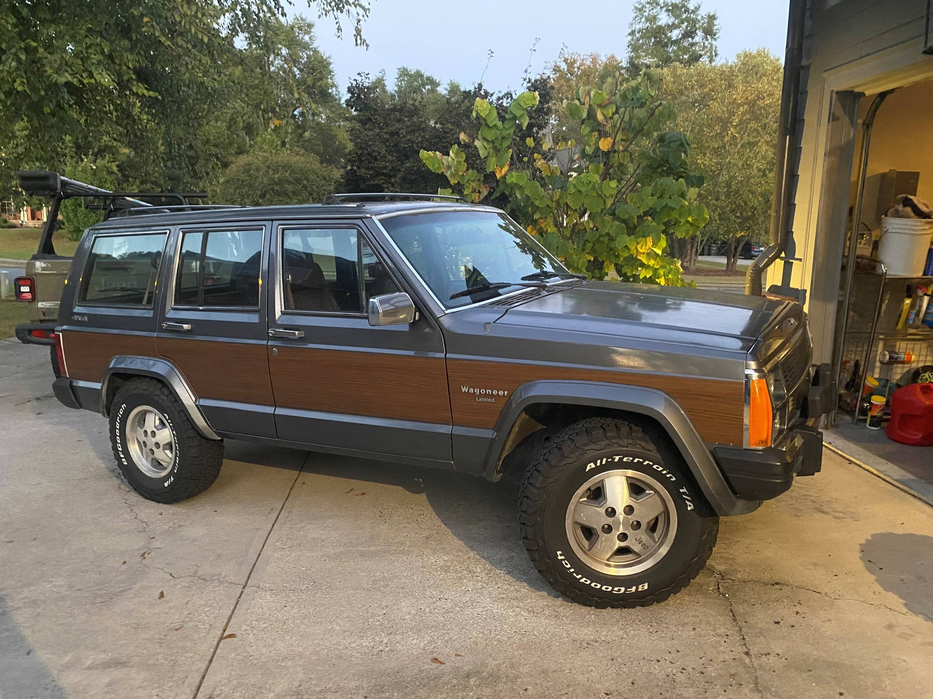 Jeep Gladiator What other jeep is in your garage? fwzs