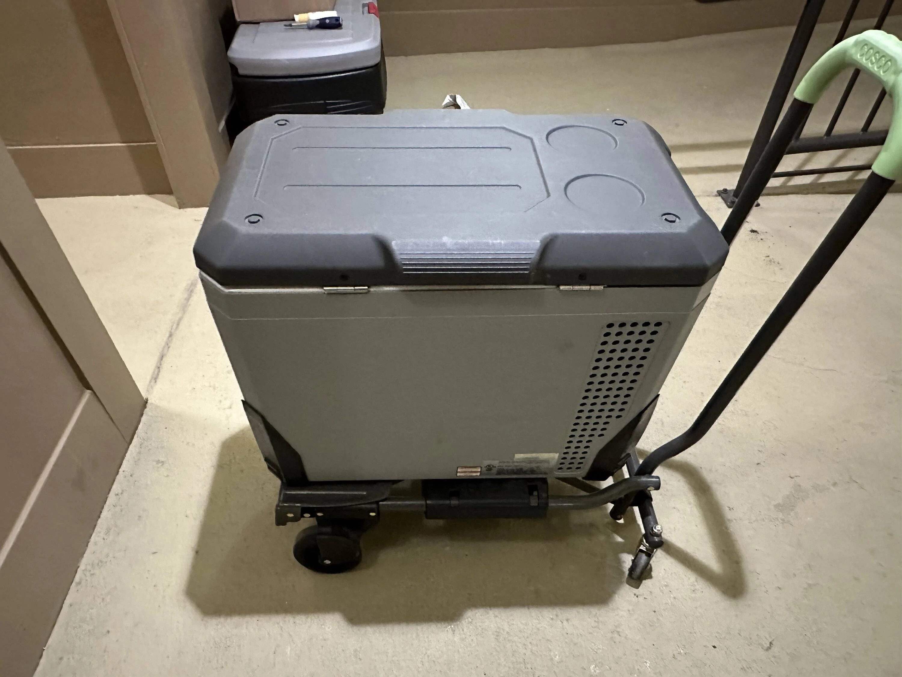 Jeep Gladiator Engel 40L 12v Fridge / Freezer 5DBC699D-86FF-47A4-B801-11C67BC09E1B