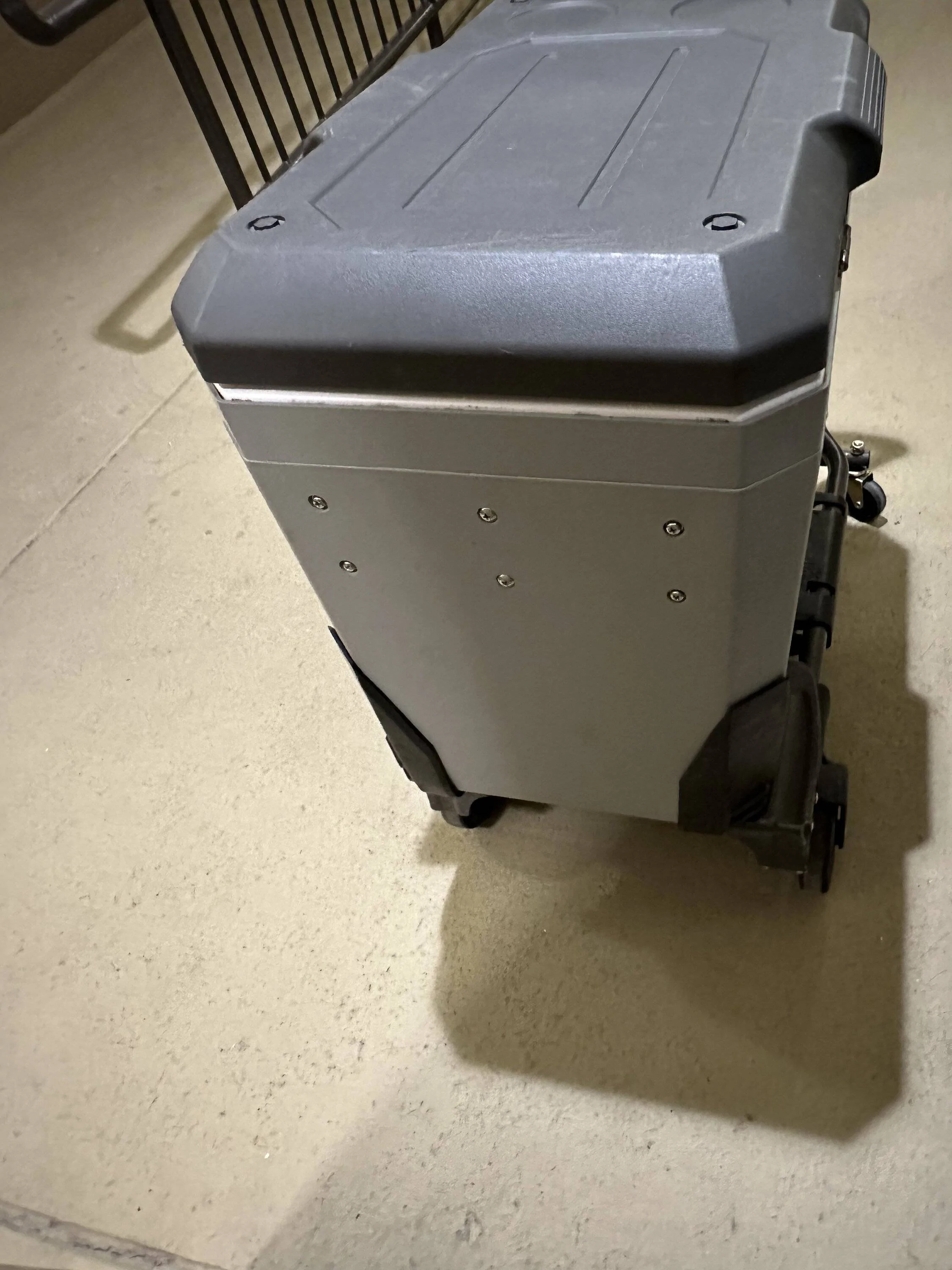 Jeep Gladiator Engel 40L 12v Fridge / Freezer CFEAA6E2-0A7C-427B-A095-1E5BF42E1DF4