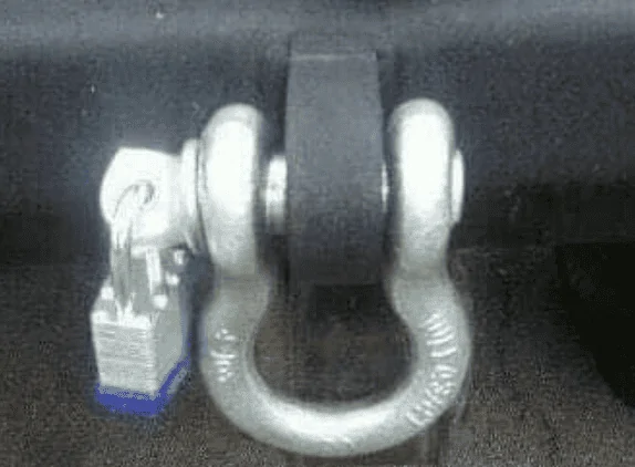 Jeep Gladiator First theft .. Crosby shackles lock