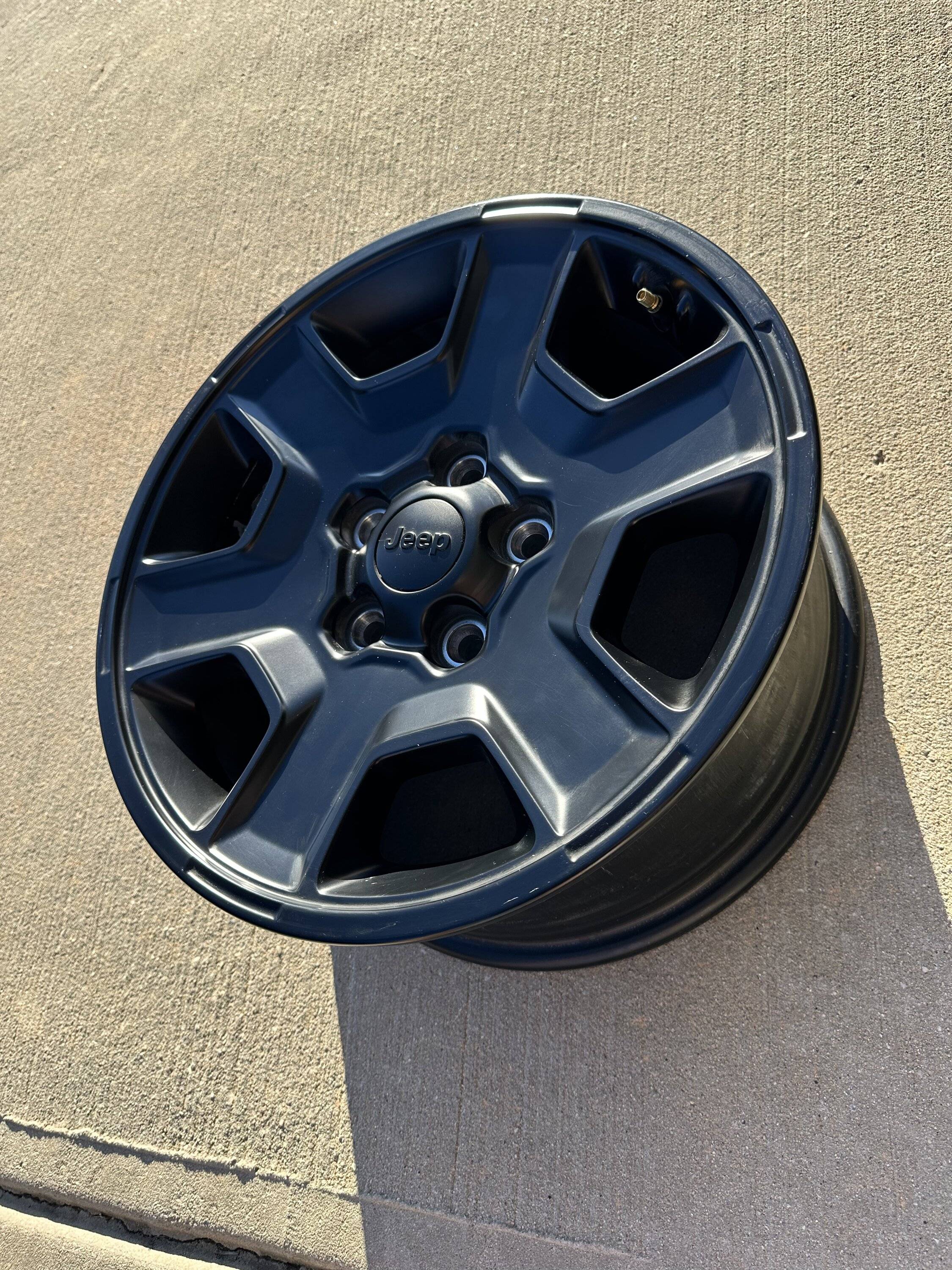 Jeep Gladiator FS: OEM 17” gloss black Mojave wheels (4) F51EC220-01DF-451B-95AB-126DDF126734