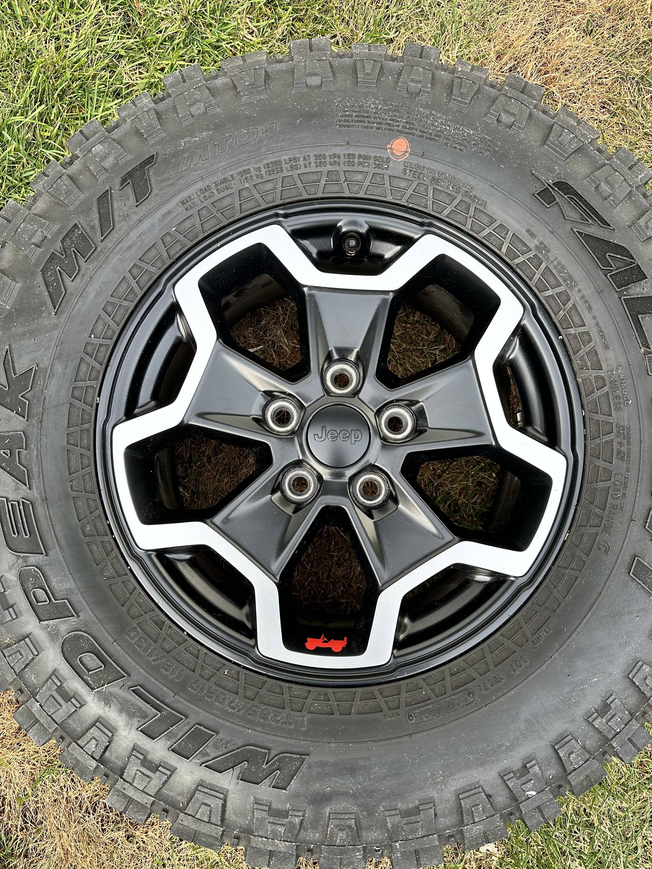 Jeep Gladiator 2020 JT Rubicon Wheels/Tires Takeoffs $550 A58CA785-4588-4122-87A3-08F014BCC614