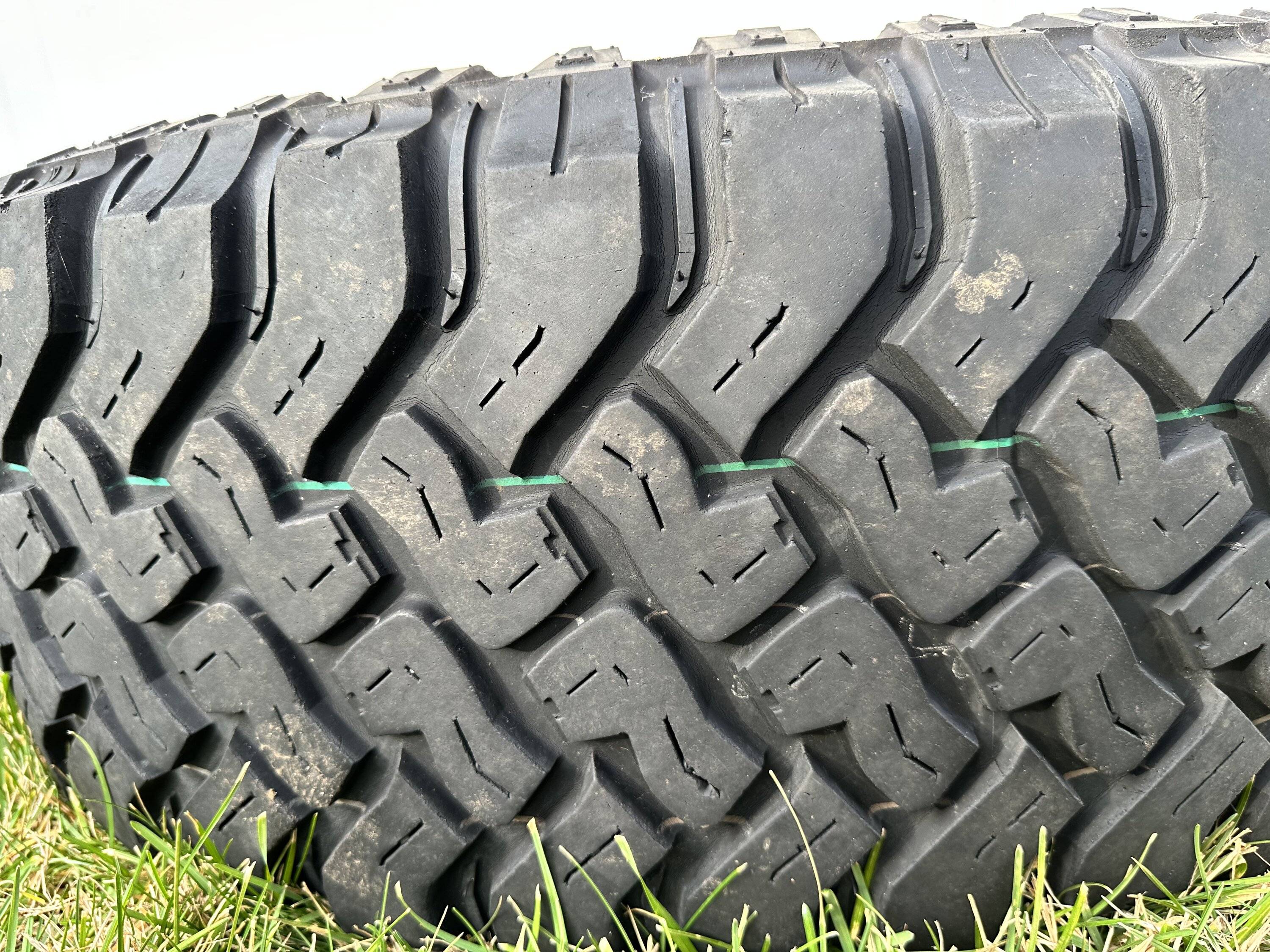 Jeep Gladiator 2020 JT Rubicon Wheels/Tires Takeoffs $550 E9550C0F-381D-4CA7-B276-E39BE4188EAD