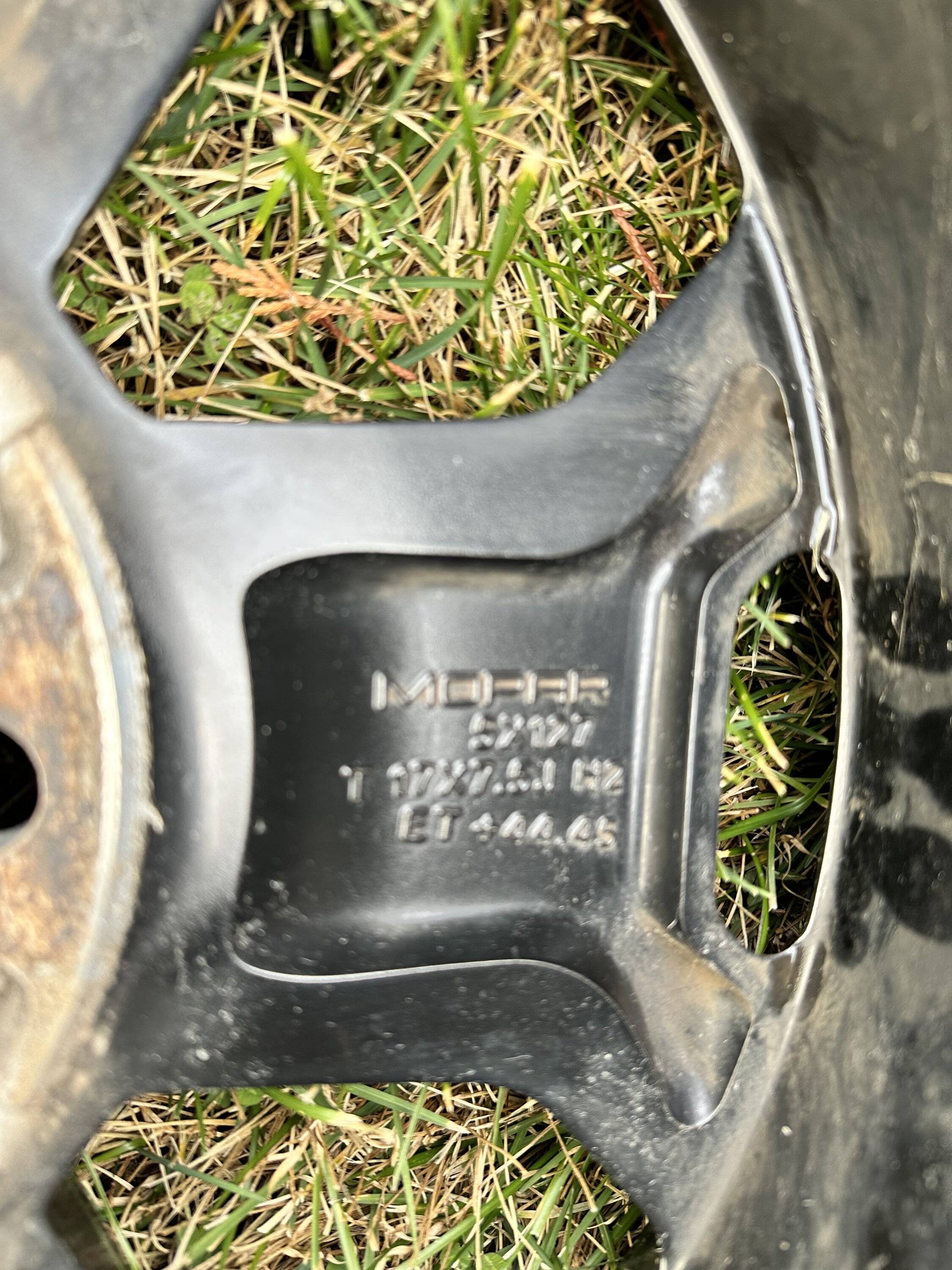 Jeep Gladiator 2020 JT Rubicon Wheels/Tires Takeoffs $550 6A6066AA-BDB0-44C7-80B8-A7F47065F859