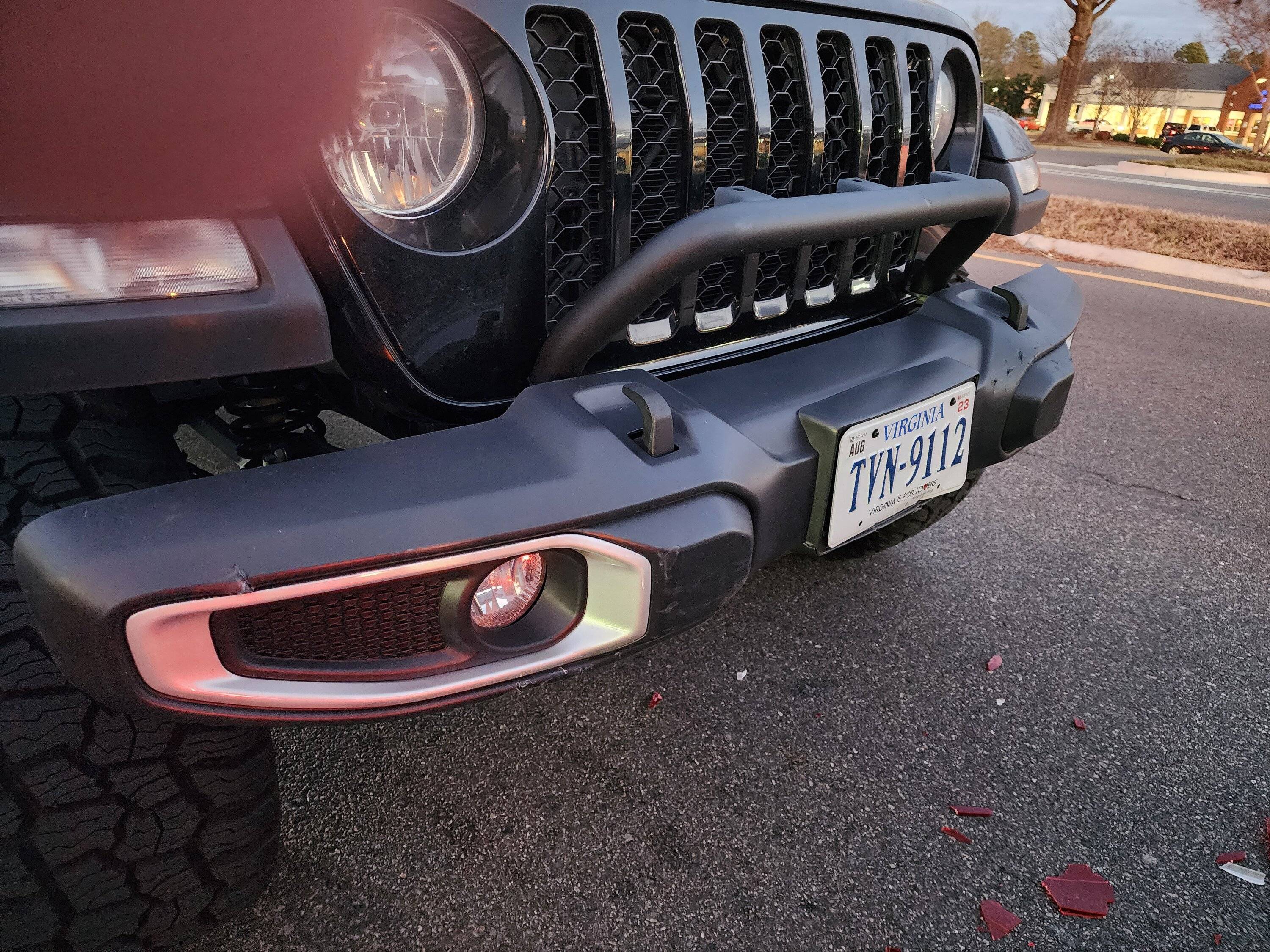 Jeep Gladiator Bumper swap help 20230106_172315