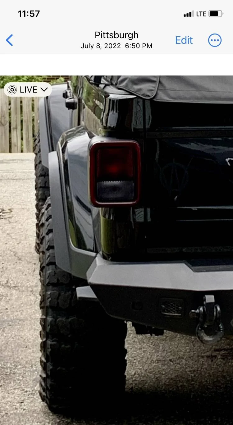 Jeep Gladiator Extended Fender Flare Pics Anyone? 5CC7BAB3-DCA6-42C5-B713-0EDD1FC401DA