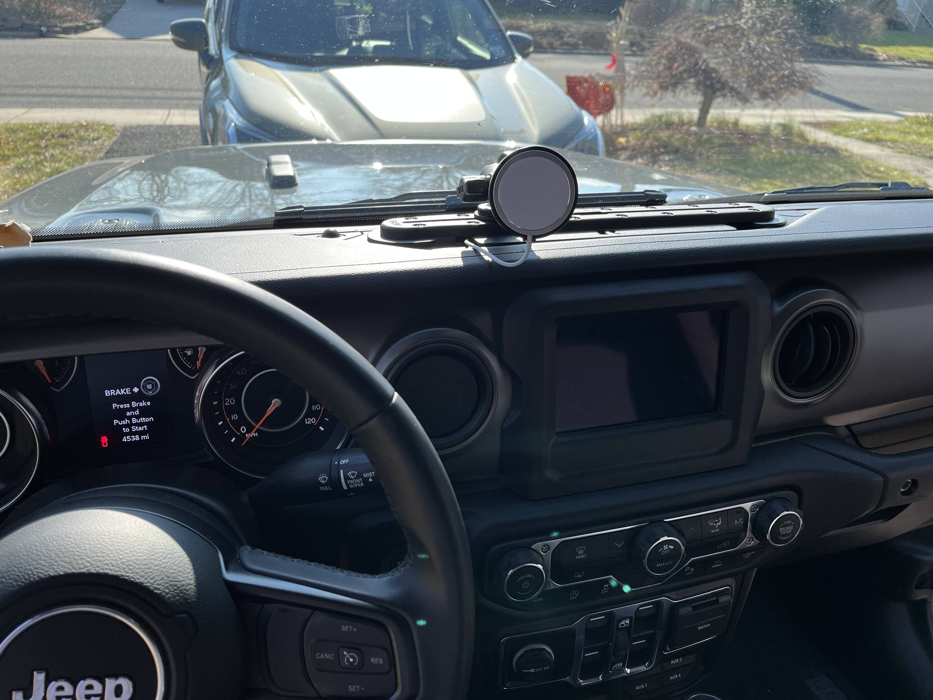 Jeep Gladiator Negative for Aux Ignition Wiring IMG_4088