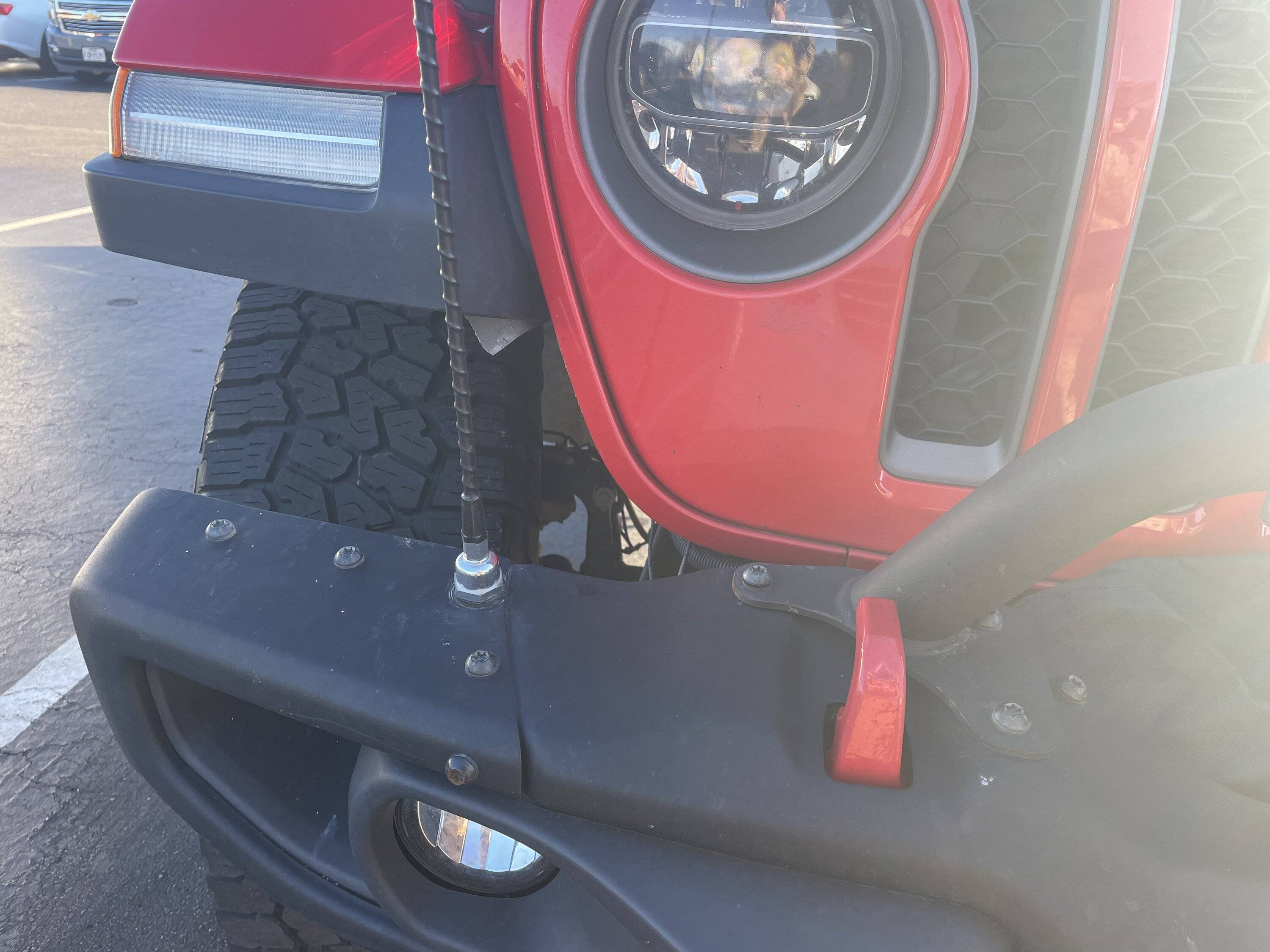 Jeep Gladiator Cooltech cowl antenna mount FCE91A41-C07A-43A6-A651-924E0DDE916D