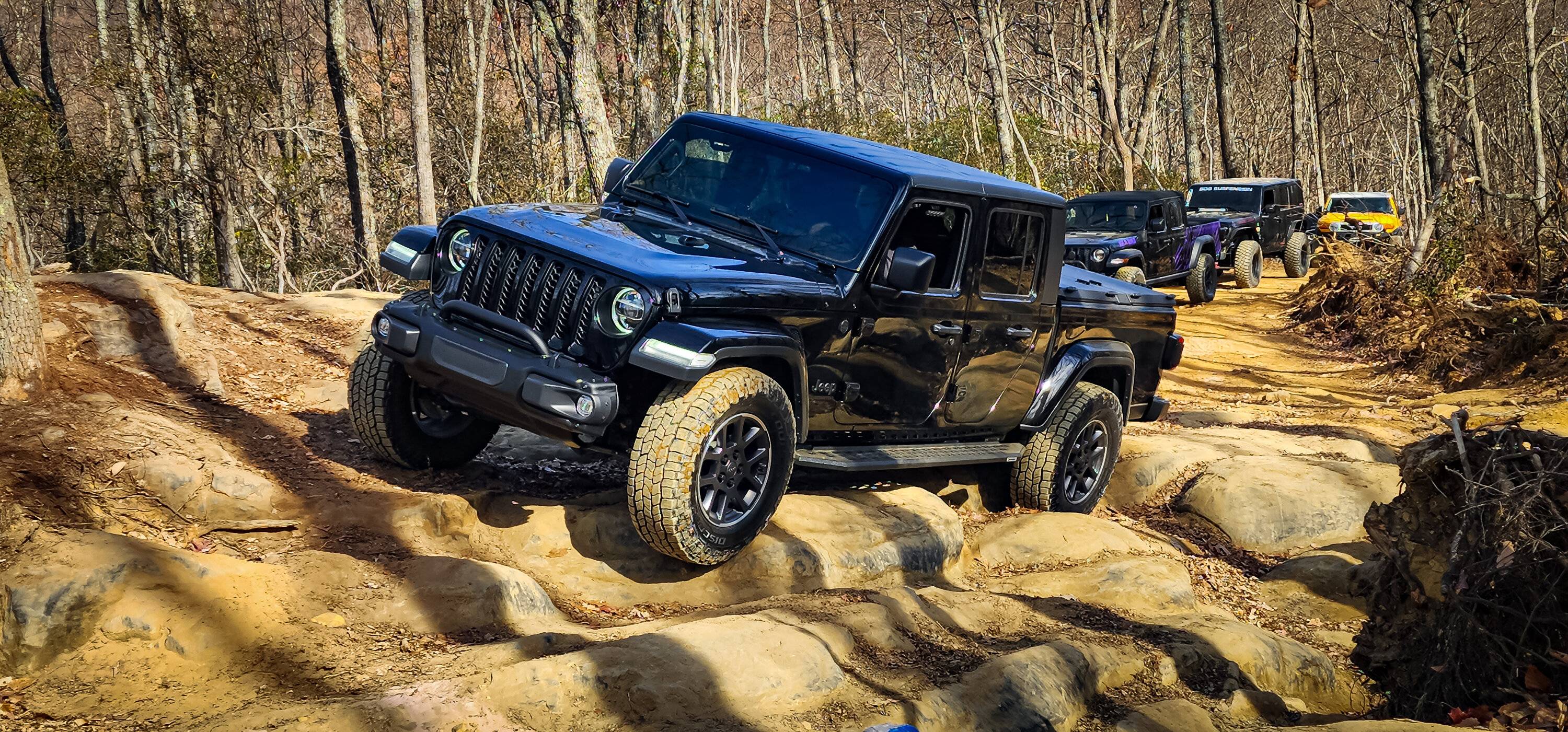 Jeep Gladiator Bronco Raptor step on a JT? 3CC75B4E-9195-4D67-B956-5D330C3D6321
