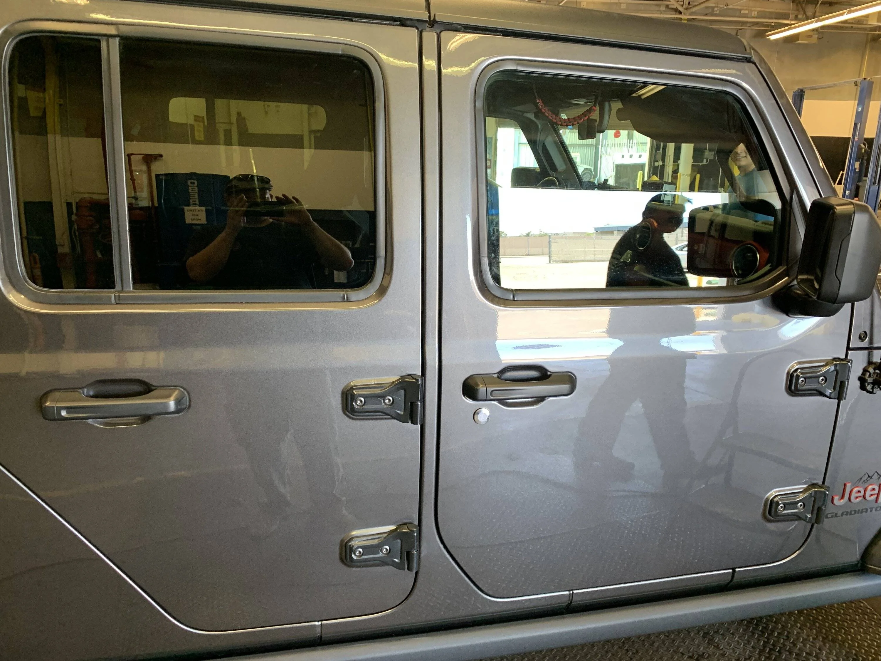Jeep Gladiator Is it just me or does this truck have the thinnest coat of clear coat ever 224CAD85-B47C-41CF-B2F1-40AA37AF3EA3