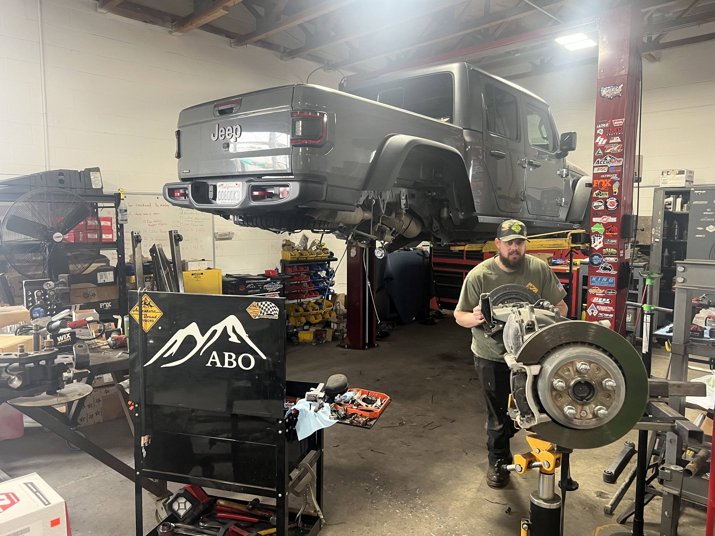 Jeep Gladiator 2021 JTRD Sting Grey Rhino 6764FF25-093B-4988-A5BF-49DB2ADCF326