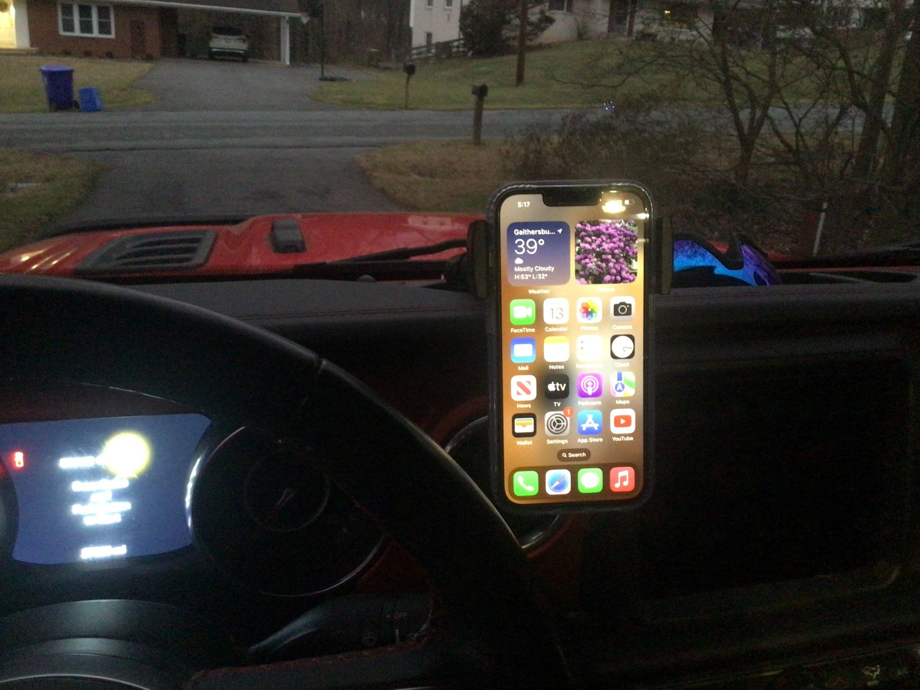 Jeep Gladiator Looking for a unicorn phone mount. Any suggestions? 83949446-61DF-413E-B14B-262265C59094