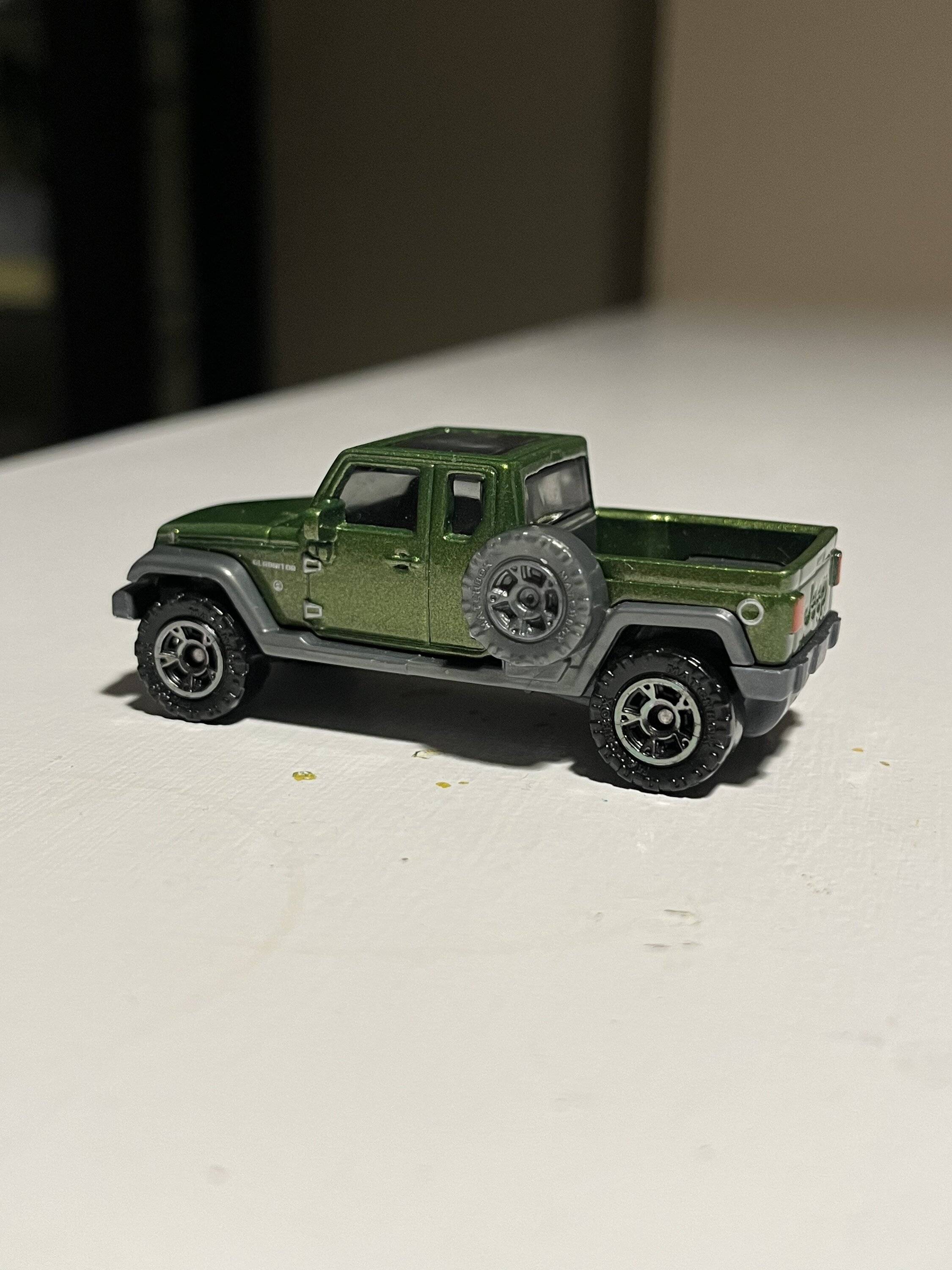 Jeep Gladiator Truck's bed is poorly made.... DE45346B-D1B9-4ACA-B5C0-5DC08CF2C853