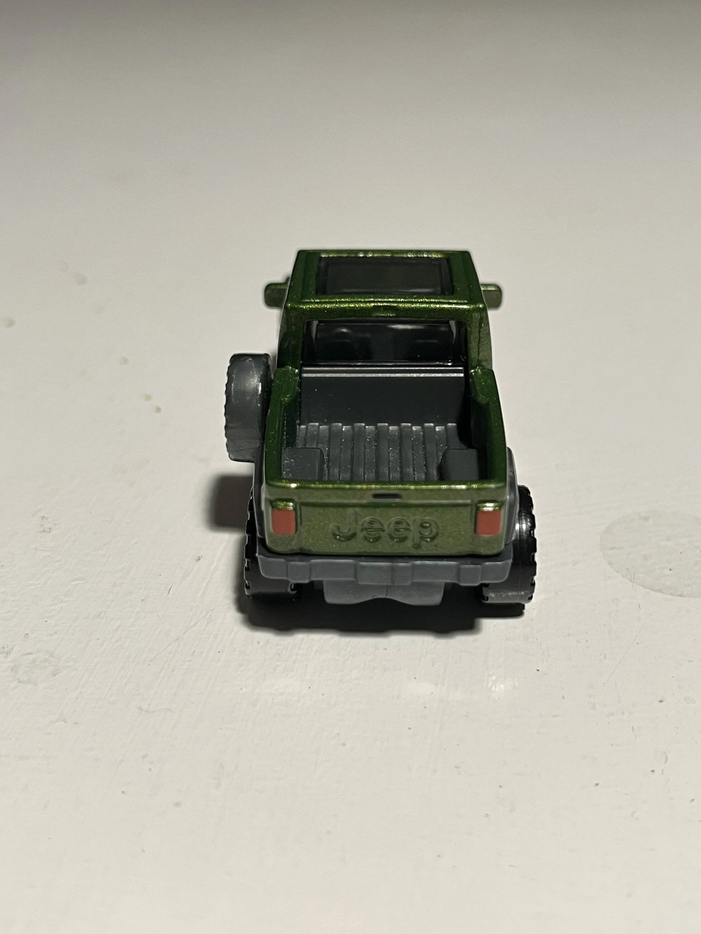 Jeep Gladiator Truck's bed is poorly made.... 2F33795F-D1B2-4702-942A-2FCCBF5CAC70