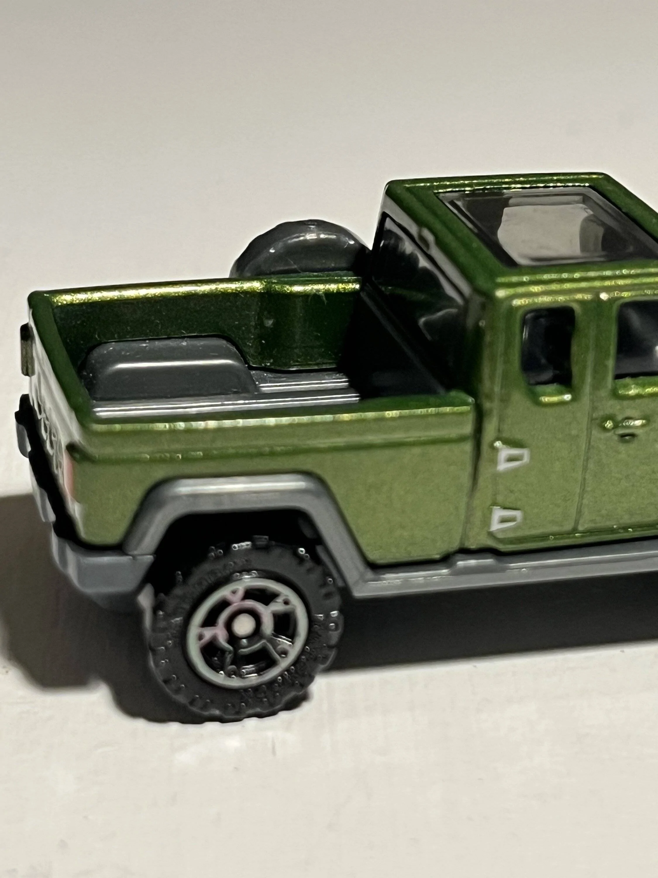 Jeep Gladiator Truck's bed is poorly made.... CA4F8AA1-93D0-4CF3-8533-CC43D739843F