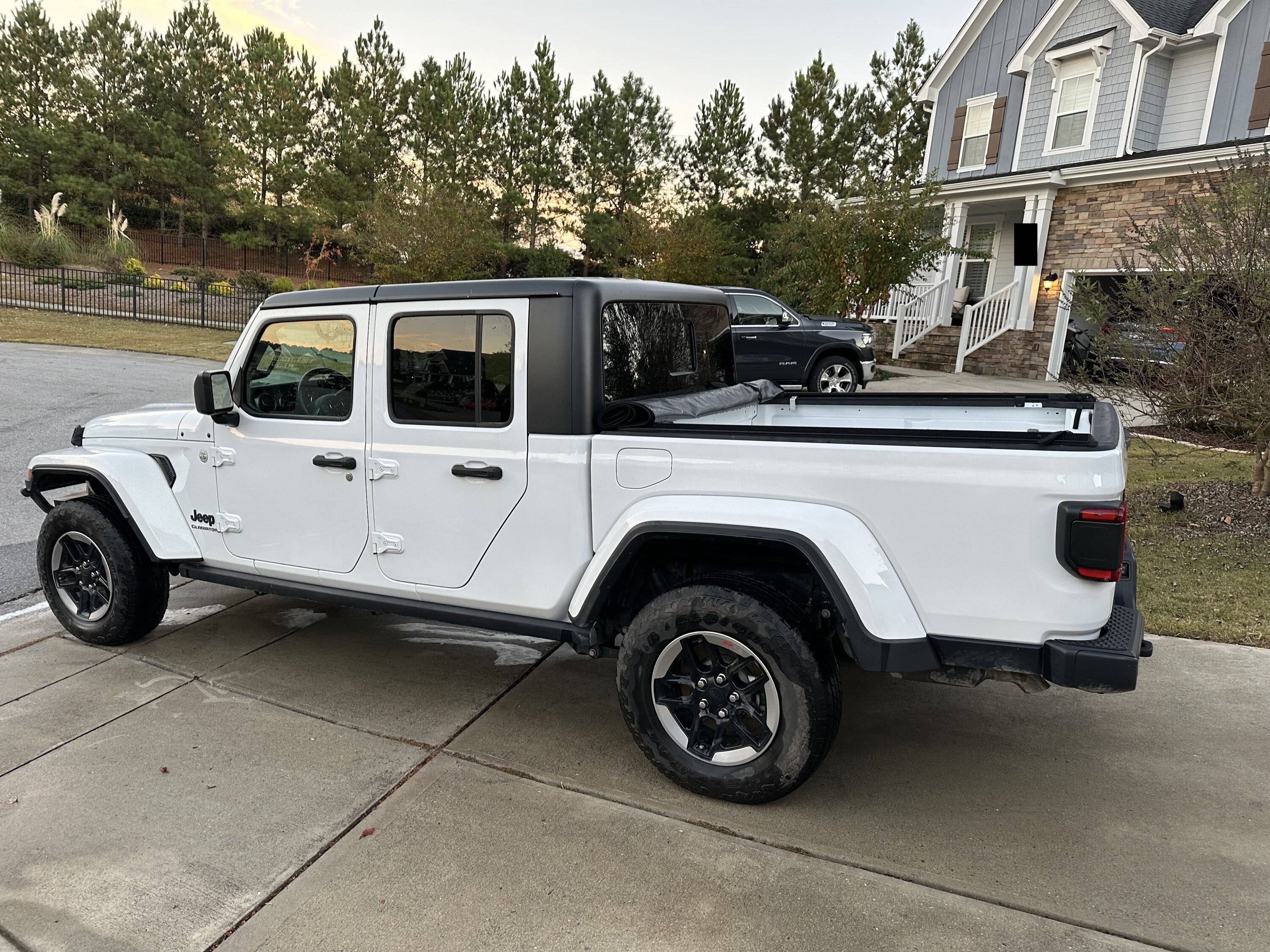 Jeep Gladiator Gladiator Sport S Max Tow IMG_0745