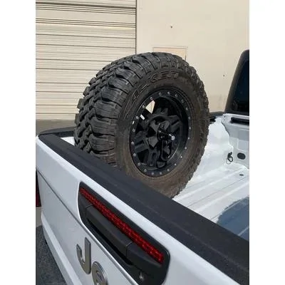 Jeep Gladiator Truck's bed is poorly made.... IMG_6021.jpeg