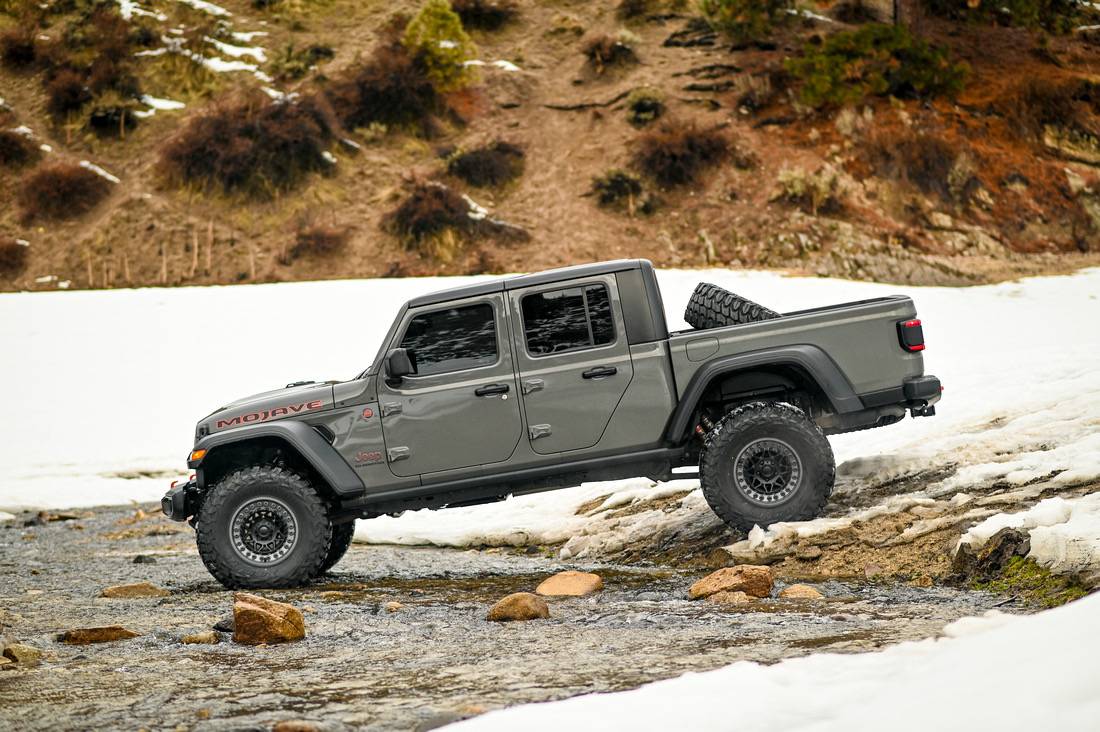 Jeep Gladiator New Shoes!! 3211F925-6A74-4BE9-A792-E30190C143D8