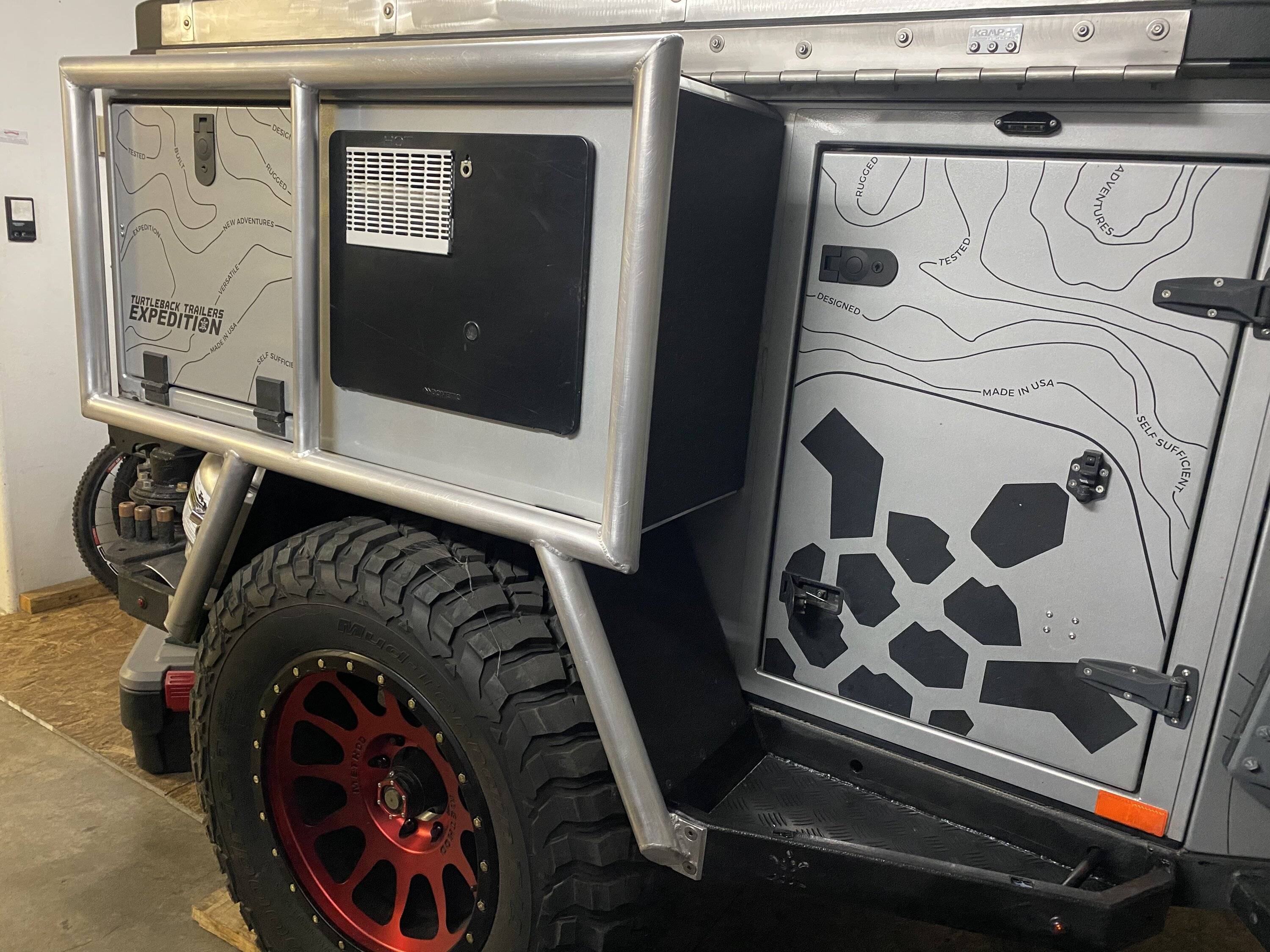 Jeep Gladiator TurtleBack trailer purchase experience E578BDD3-35F1-44AA-ABD9-D8284D65659D