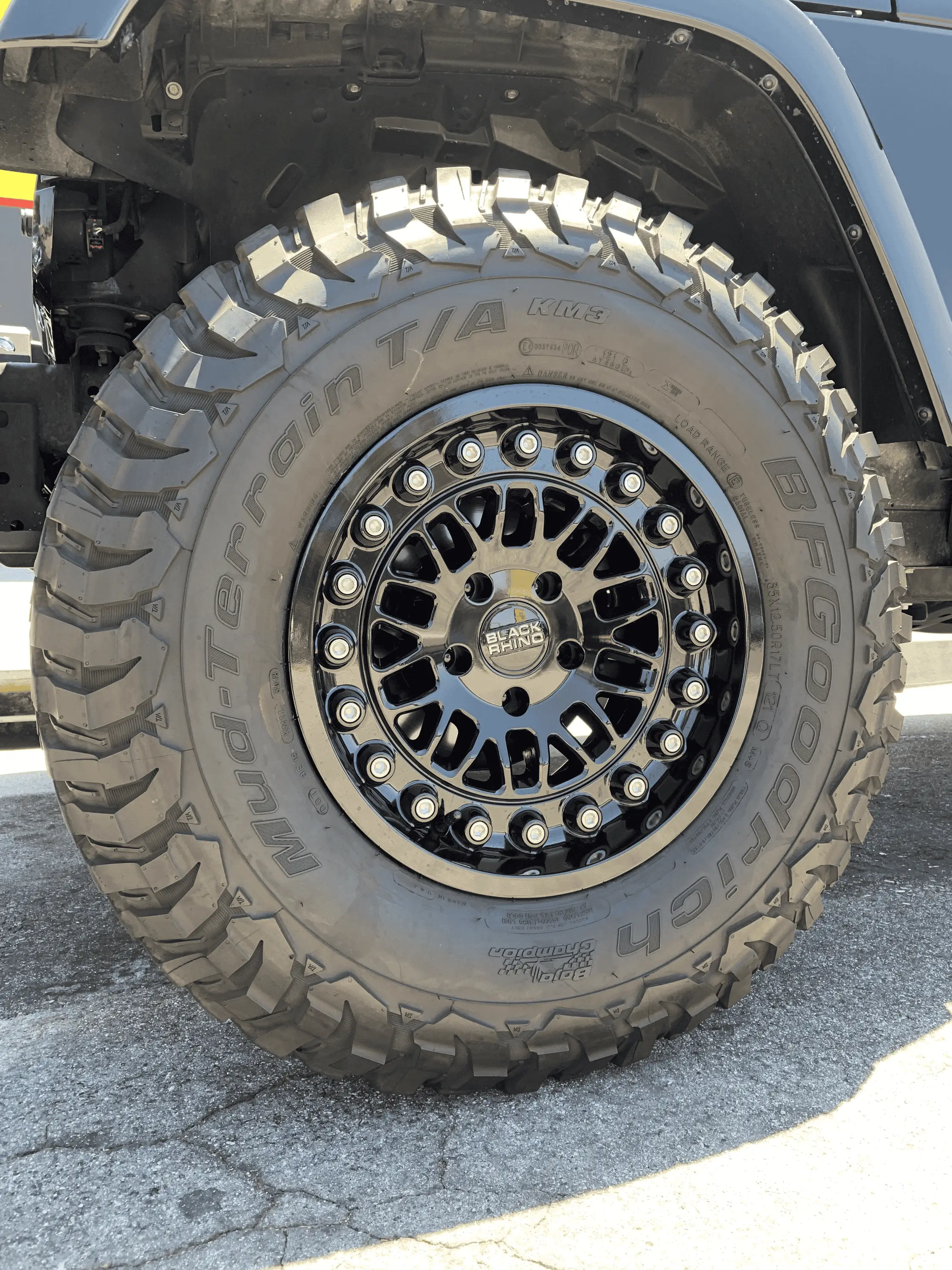 Jeep Gladiator New Shoes!! 1673970881074